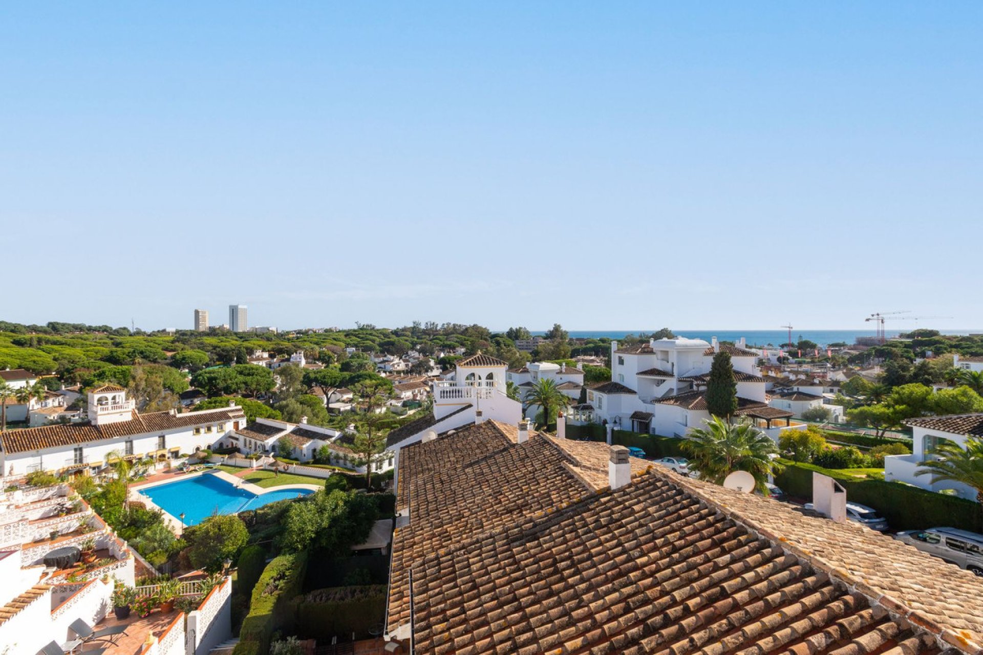 Resale - House - Townhouse - Marbella - Elviria