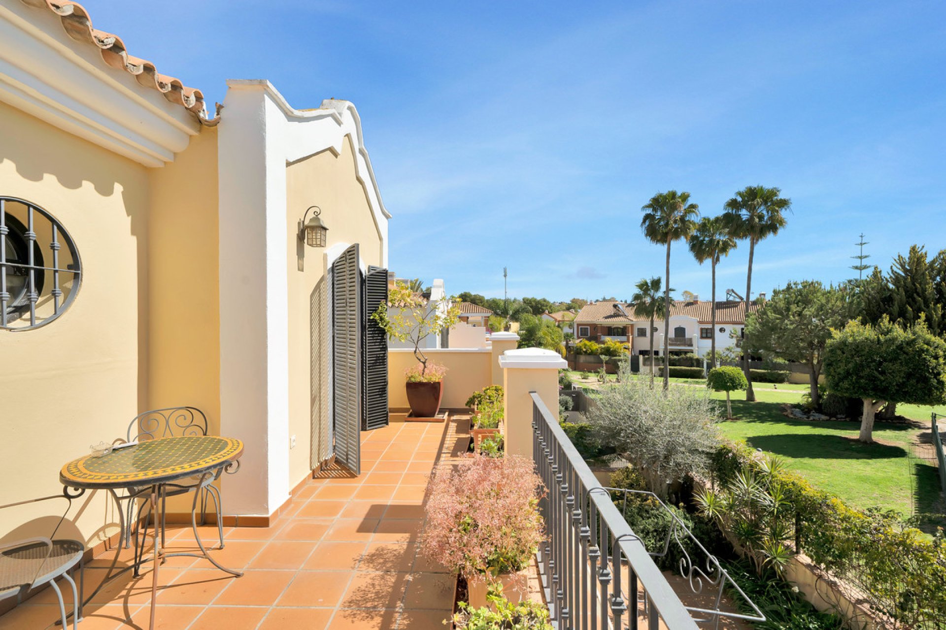 Resale - House - Townhouse - Marbella - Guadalmina Alta