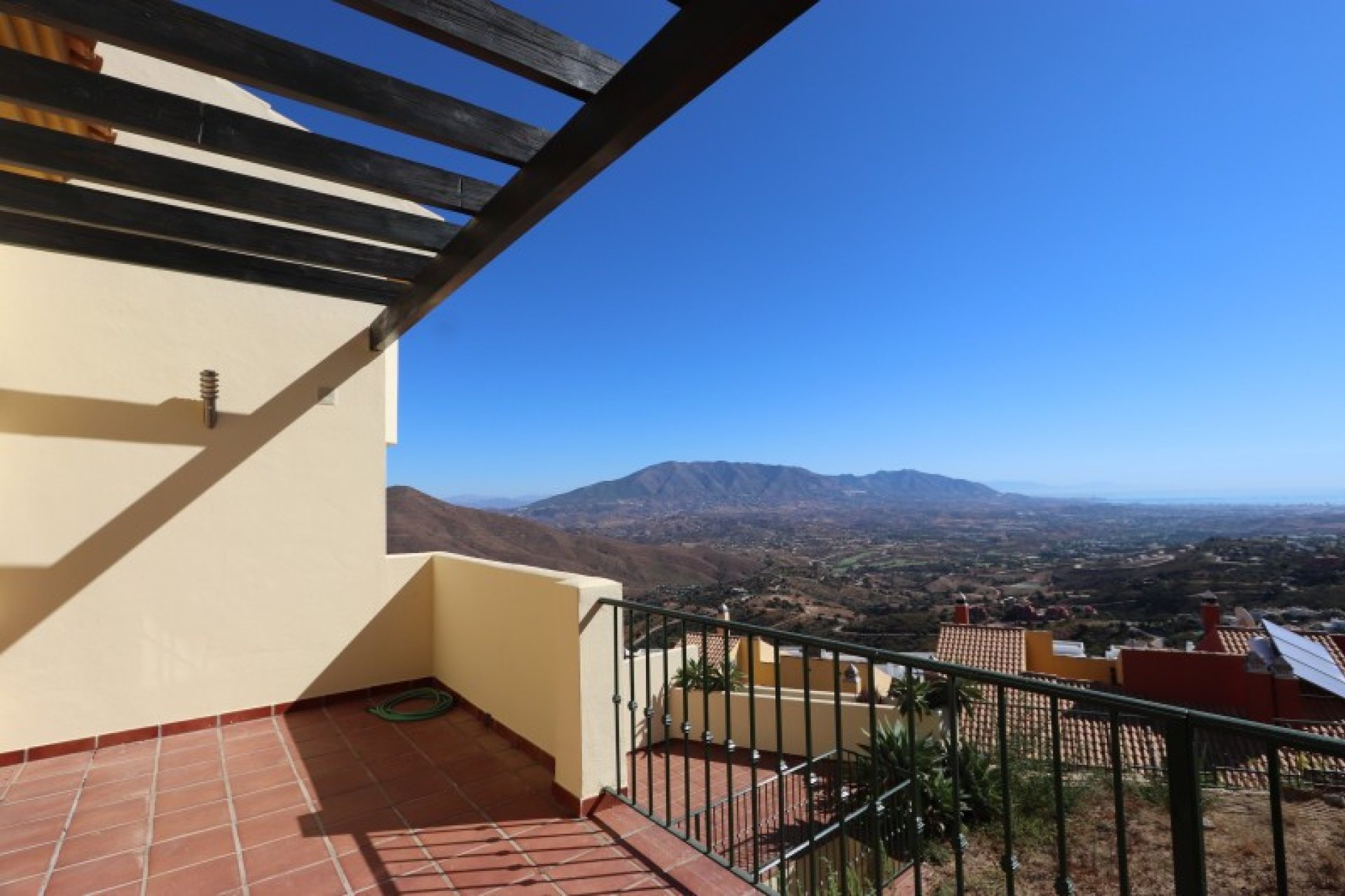 Resale - House - Townhouse - Marbella - La Mairena