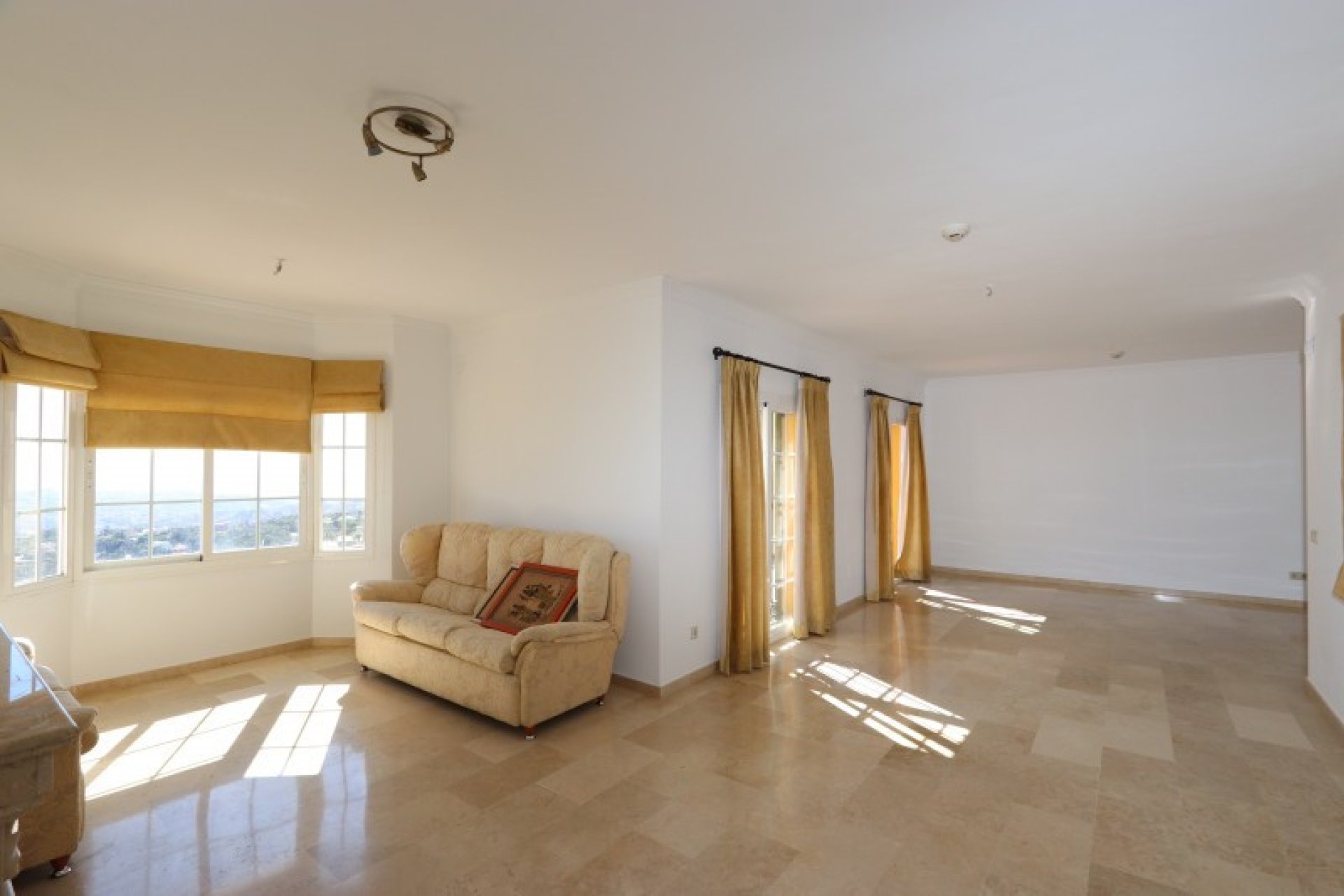 Resale - House - Townhouse - Marbella - La Mairena