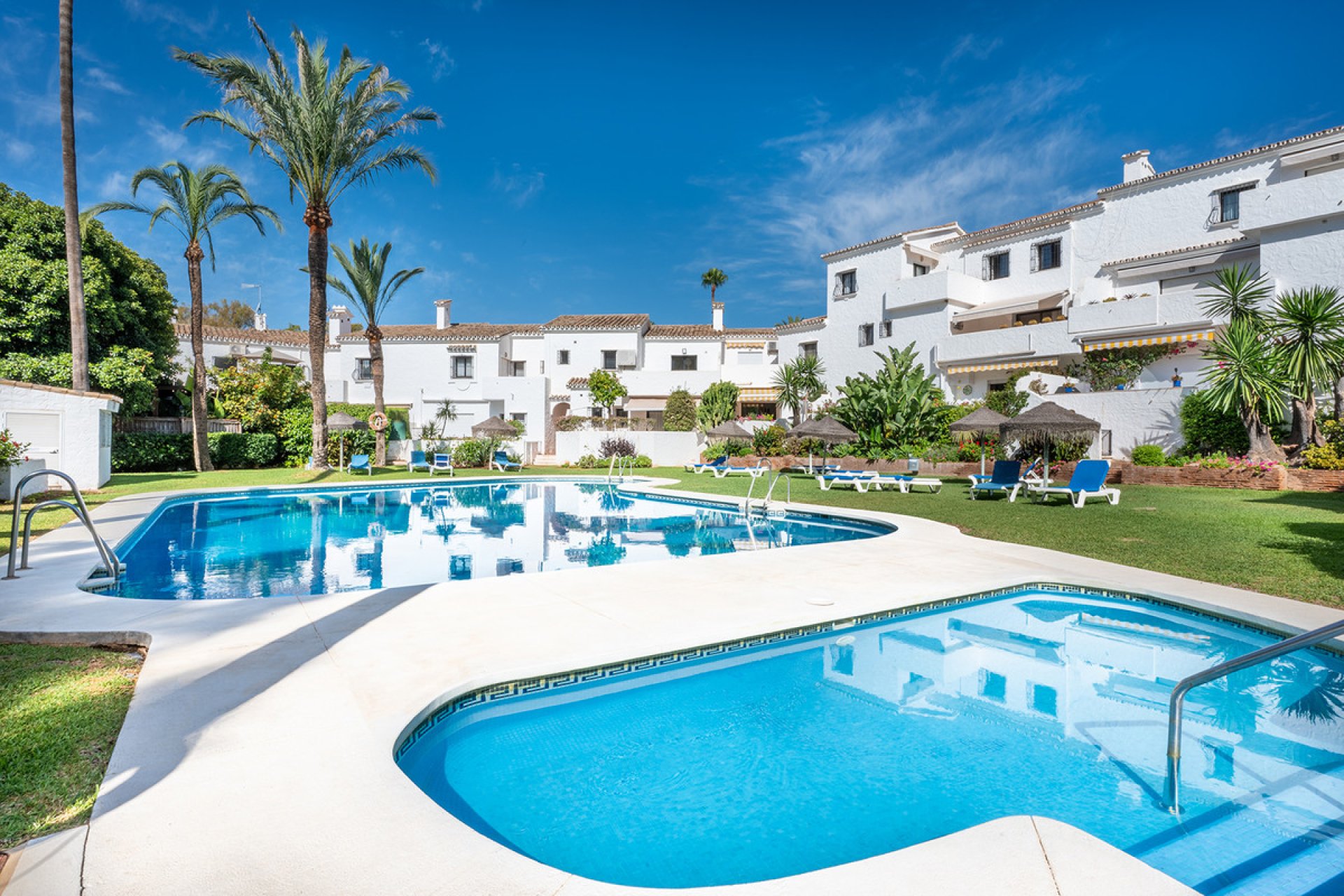 Resale - House - Townhouse - Marbella - Las Brisas