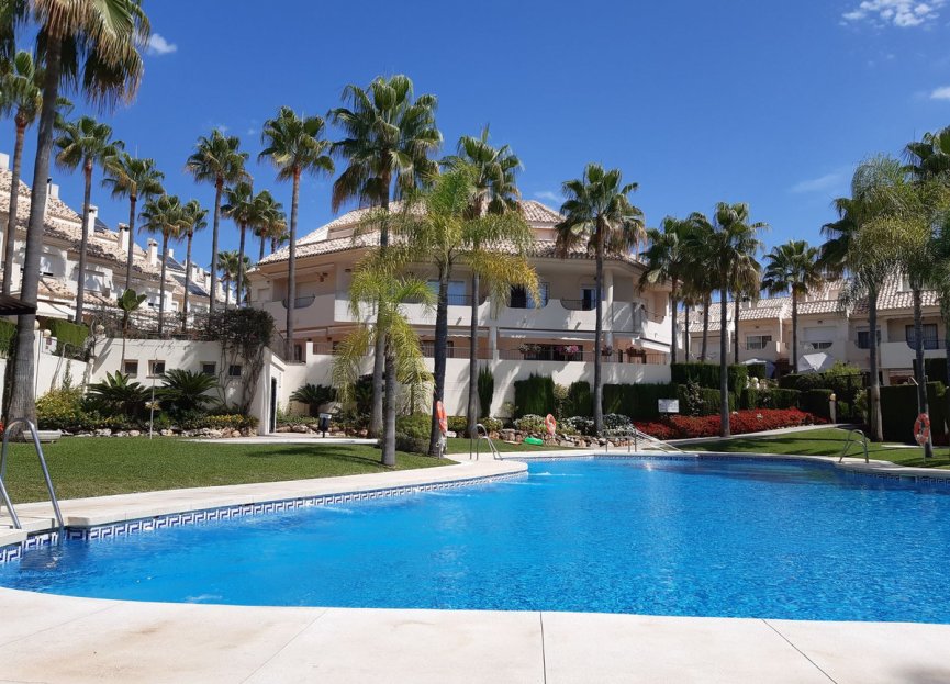 Resale - House - Townhouse - Marbella - Las Chapas