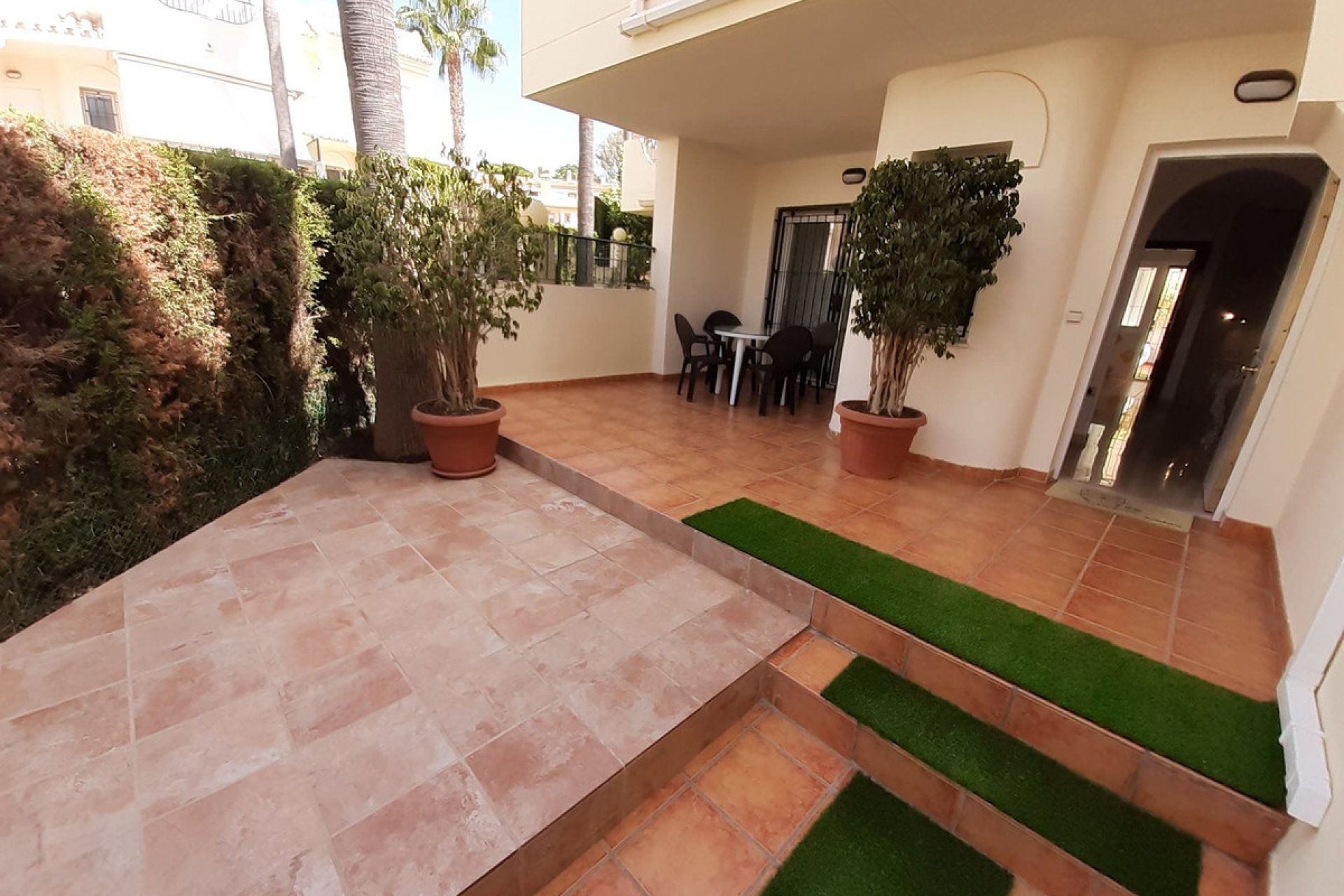 Resale - House - Townhouse - Marbella - Las Chapas