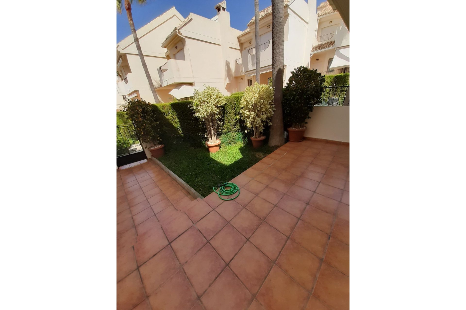 Resale - House - Townhouse - Marbella - Las Chapas