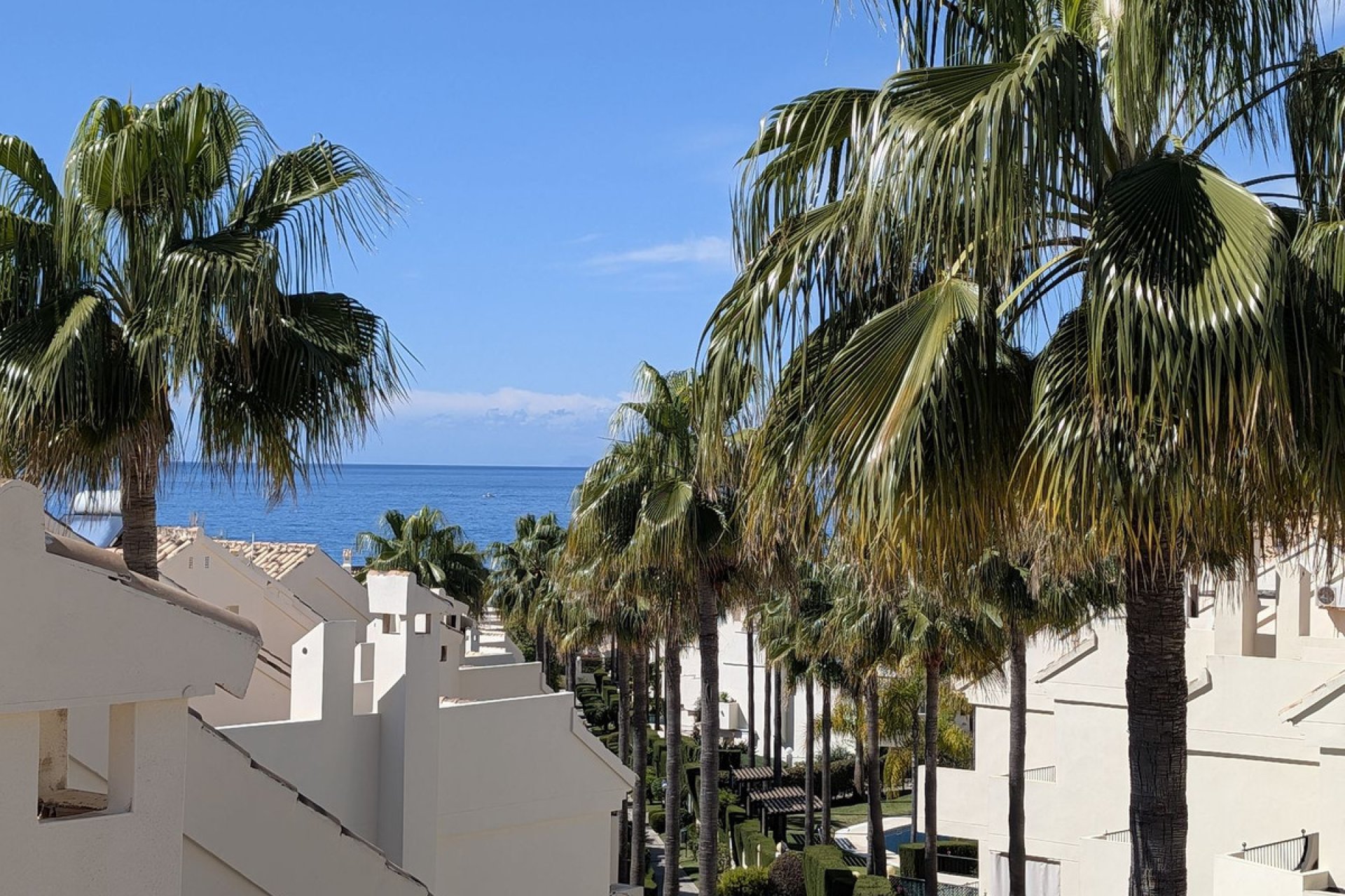 Resale - House - Townhouse - Marbella - Las Chapas