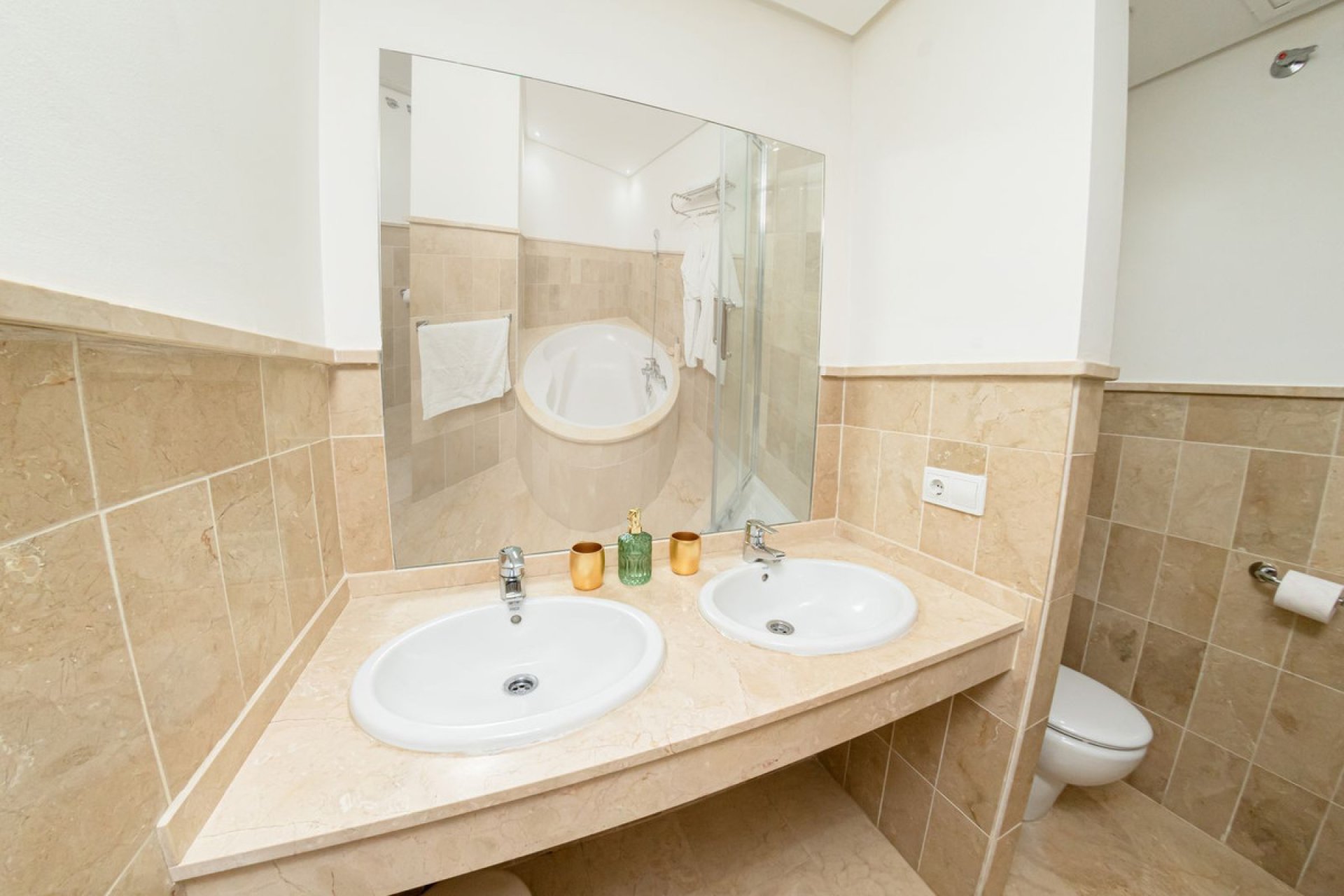 Resale - House - Townhouse - Marbella - Marbella Centro