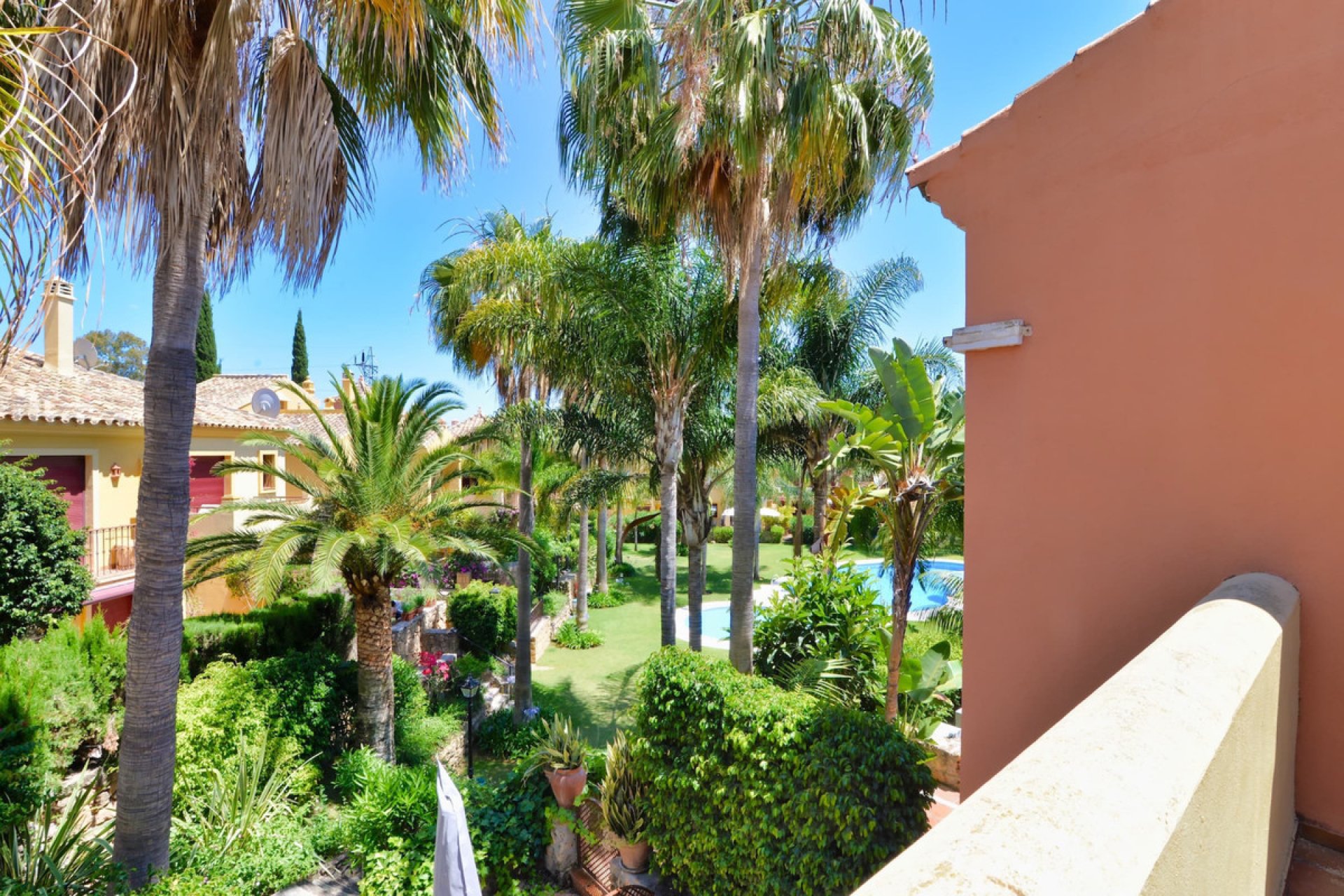 Resale - House - Townhouse - Marbella - Marbella Centro