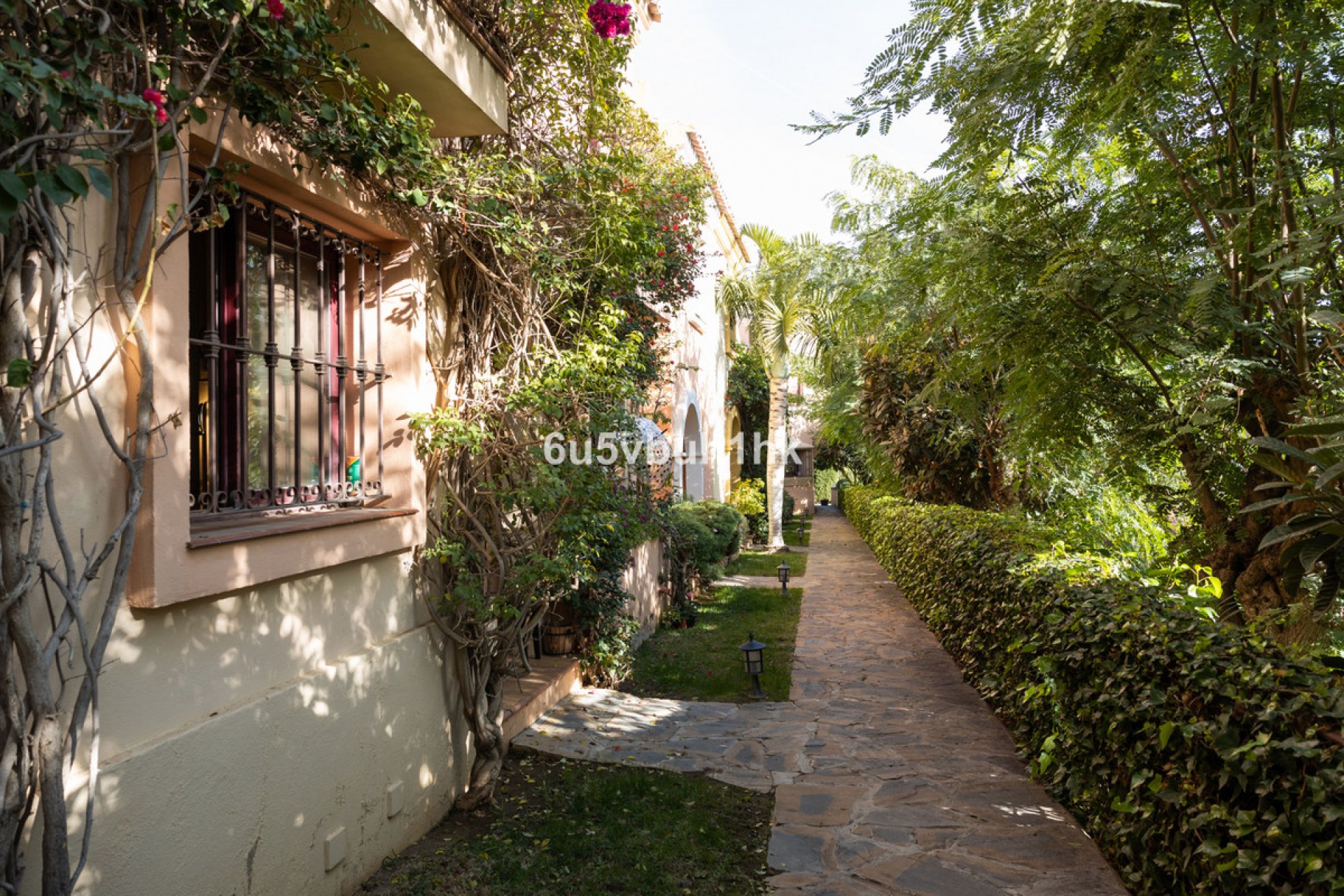 Resale - House - Townhouse - Marbella - Marbella Centro