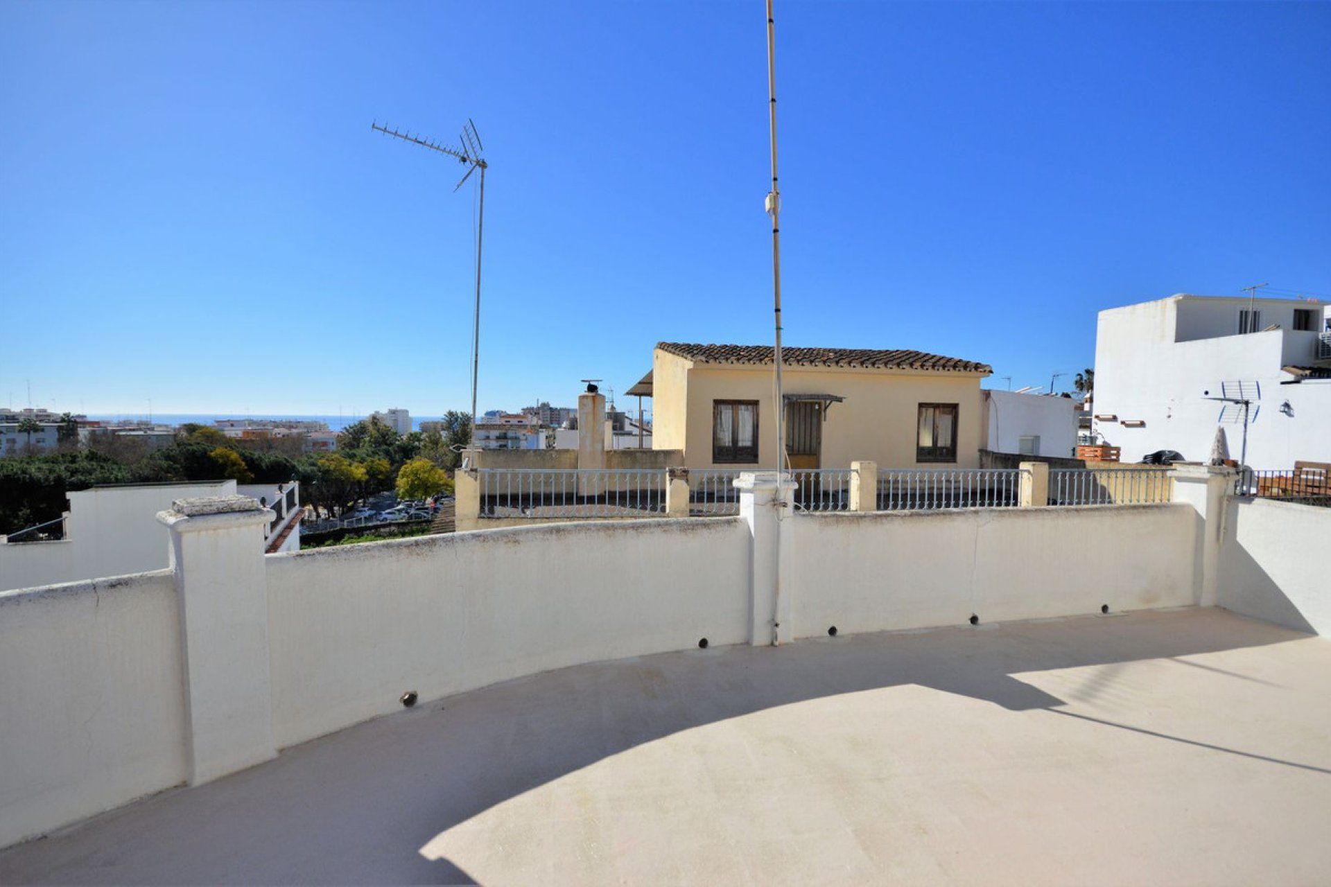 Resale - House - Townhouse - Marbella - Marbella Centro