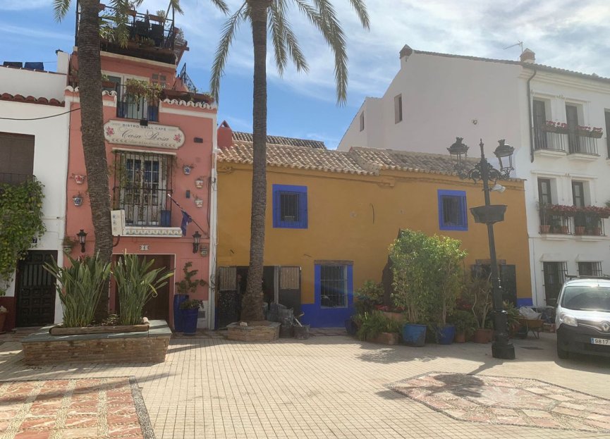 Resale - House - Townhouse - Marbella - Marbella Centro