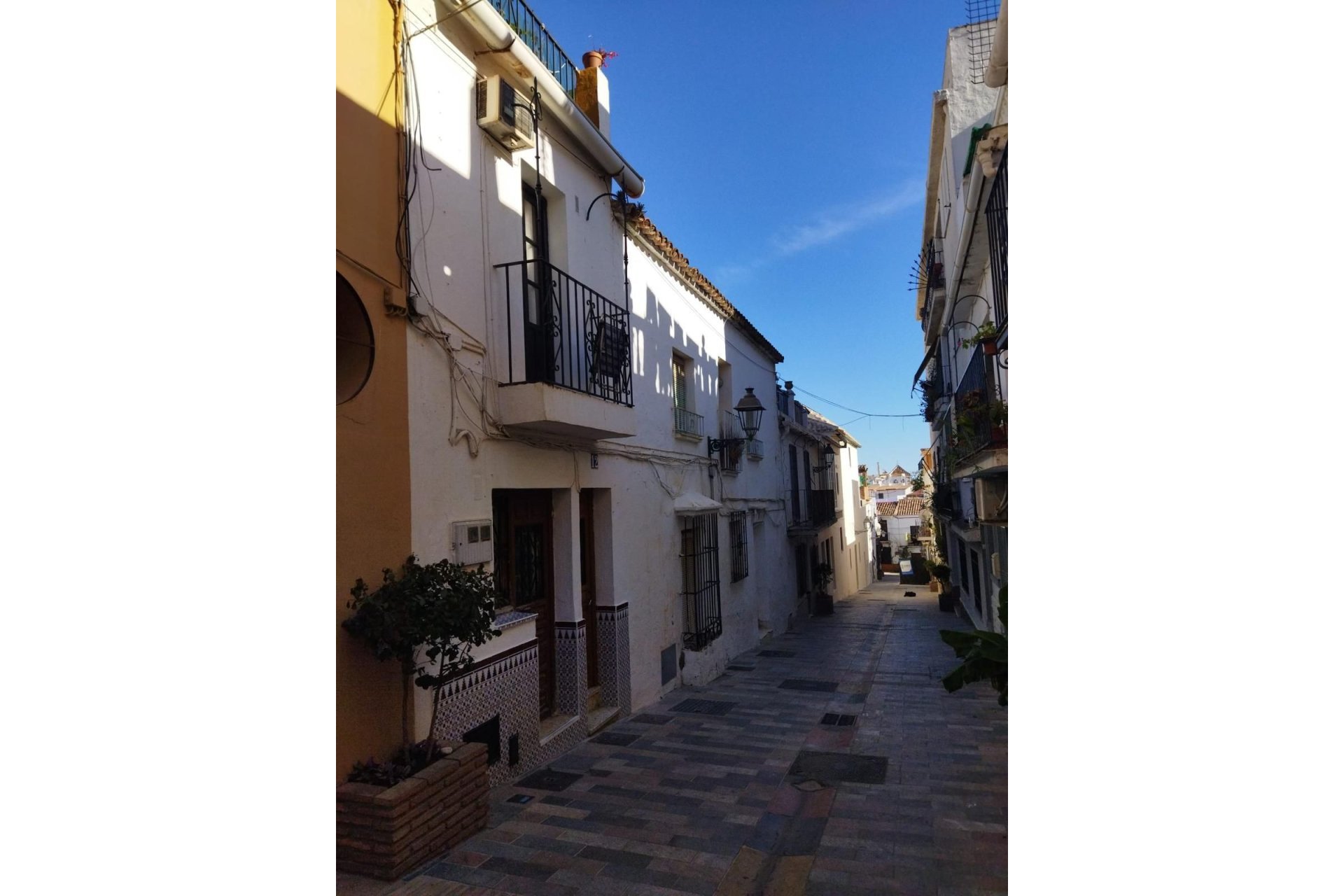 Resale - House - Townhouse - Marbella - Marbella Centro