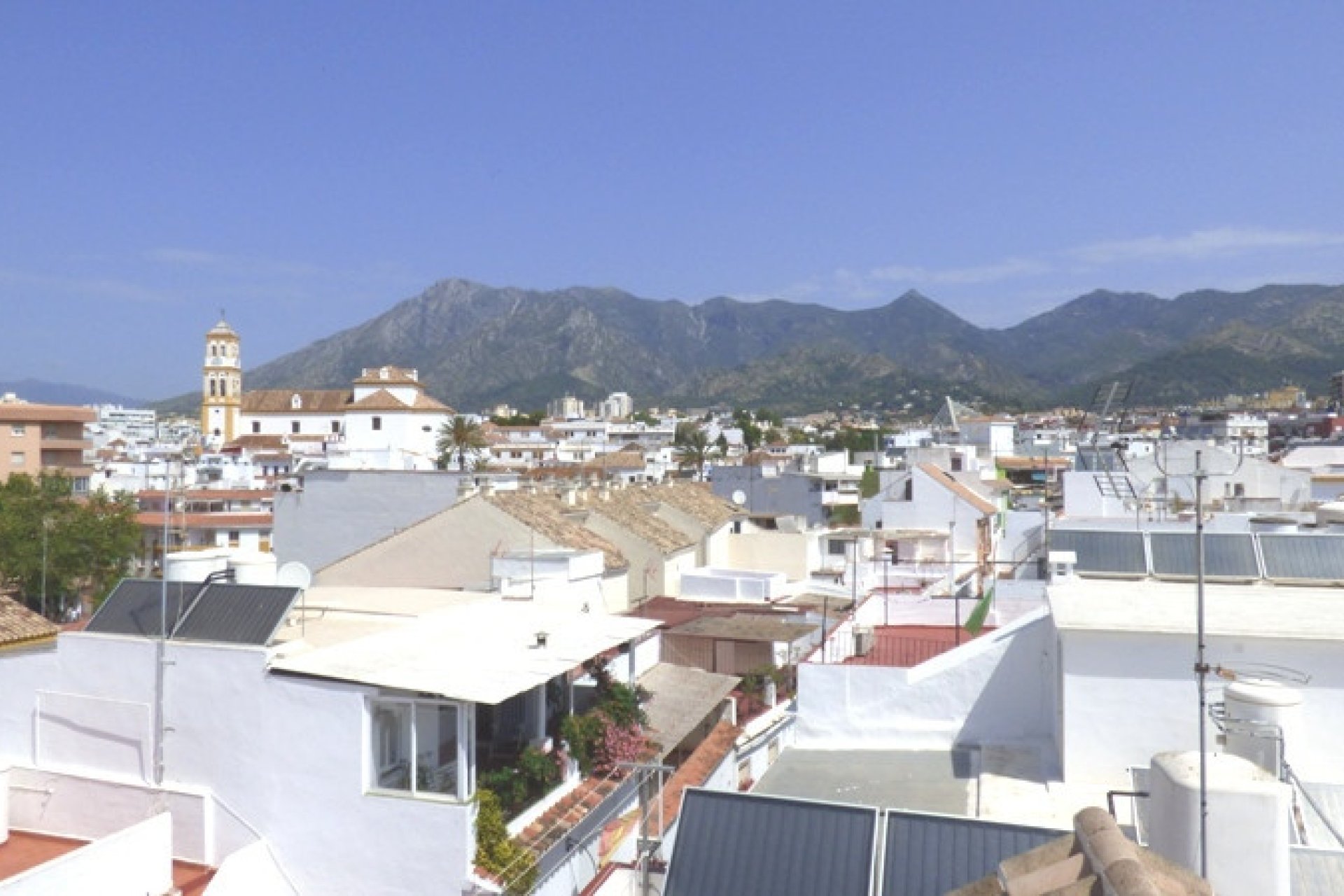 Resale - House - Townhouse - Marbella - Marbella Centro