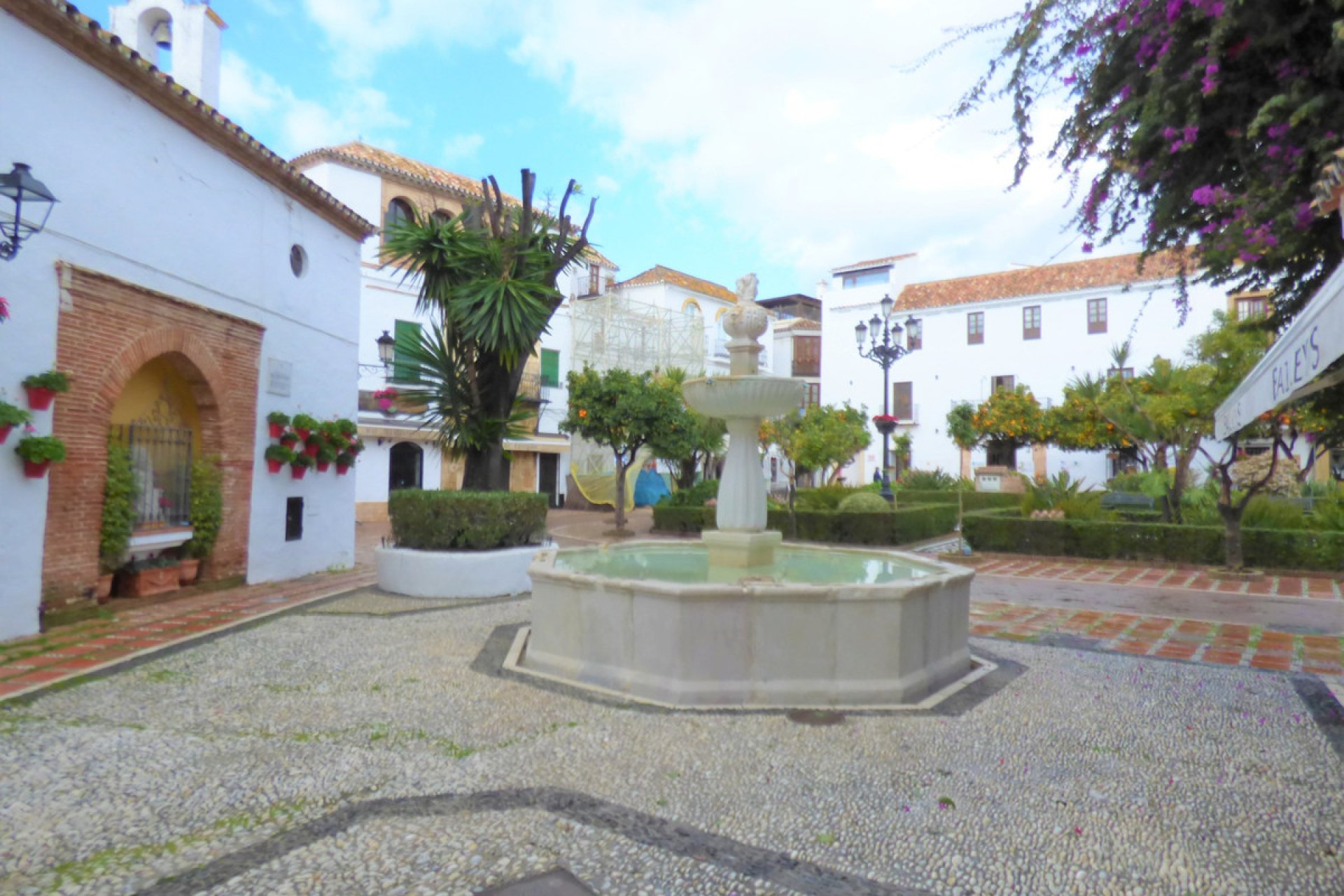 Resale - House - Townhouse - Marbella - Marbella Centro