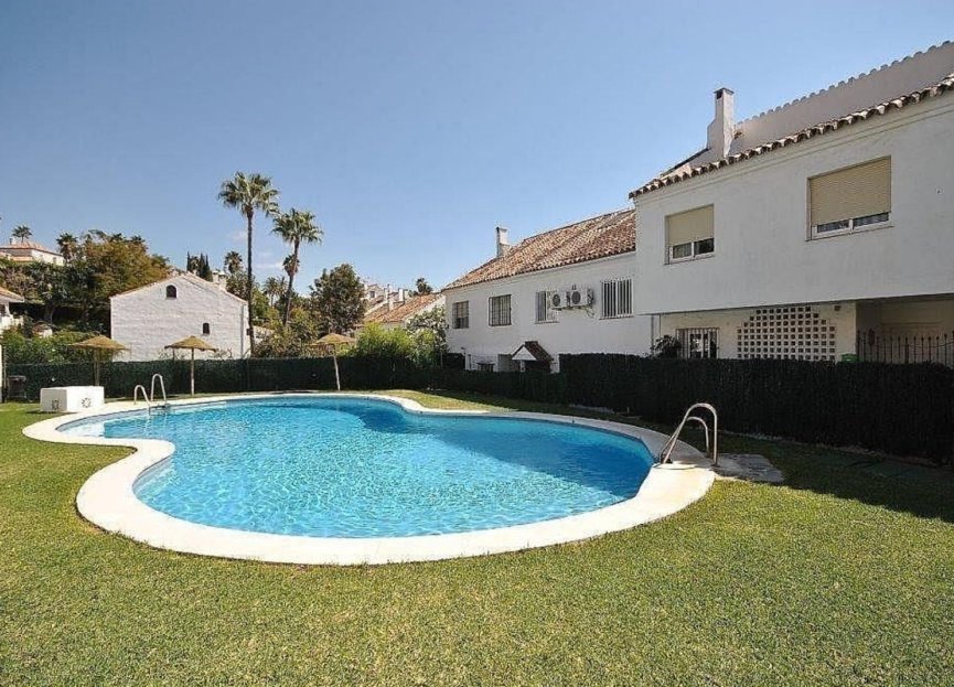 Resale - House - Townhouse - Marbella - Marbella Centro