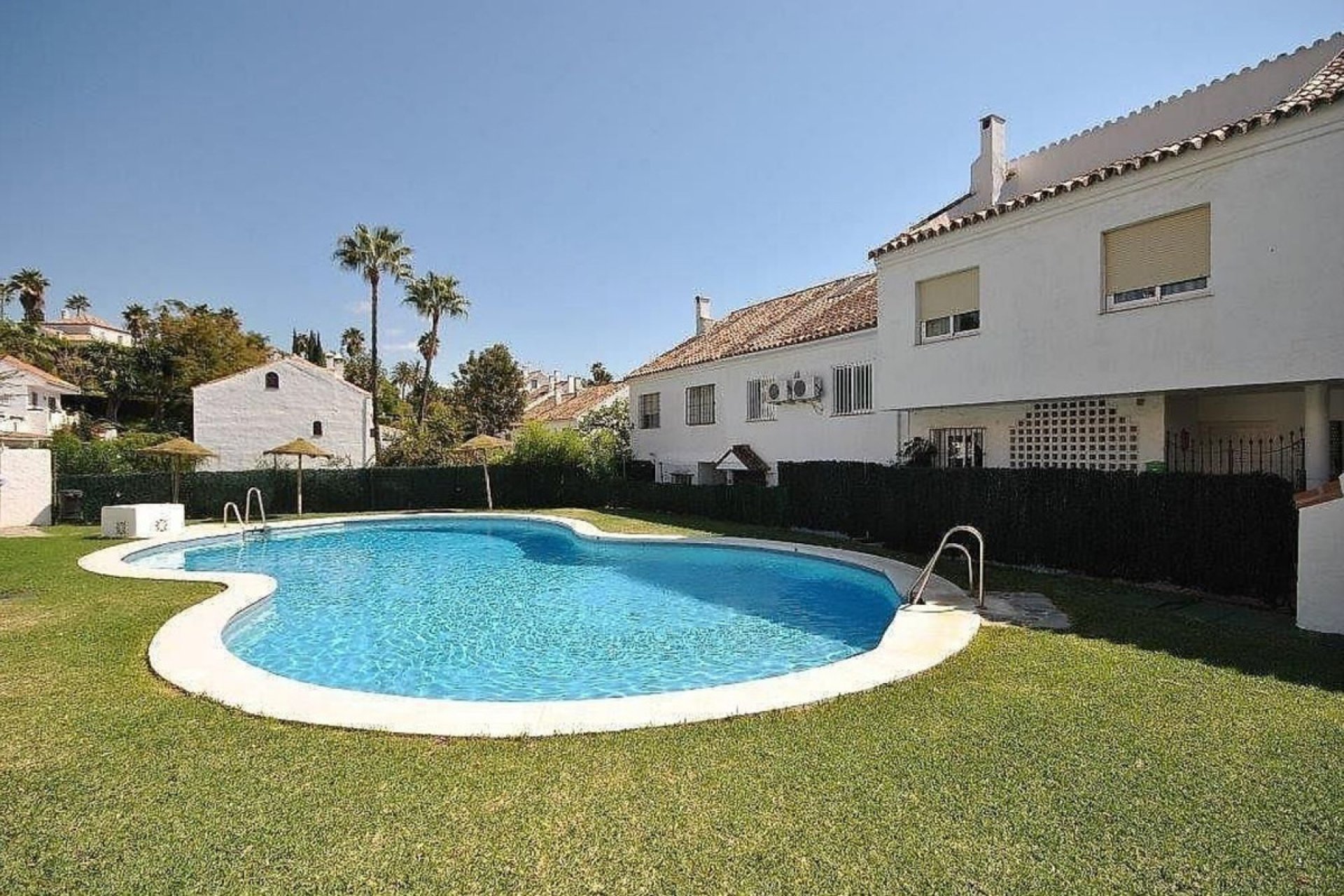 Resale - House - Townhouse - Marbella - Marbella Centro