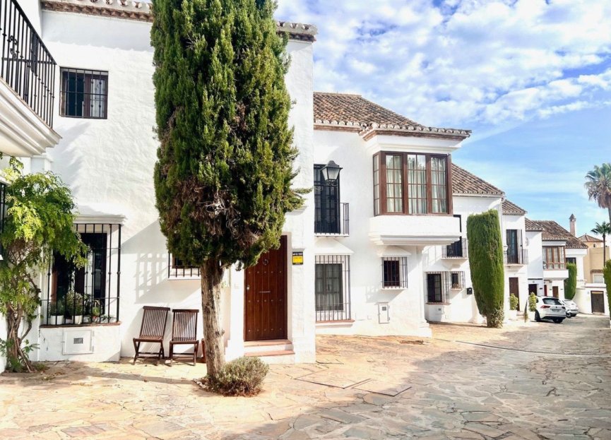 Resale - House - Townhouse - Marbella - Marbella Centro