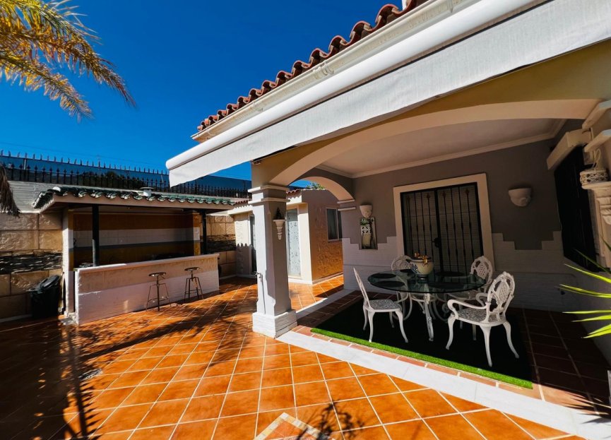 Resale - House - Townhouse - Marbella - Marbella Centro