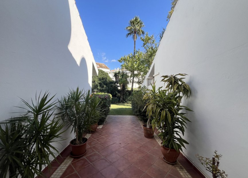 Resale - House - Townhouse - Marbella - Marbella Centro