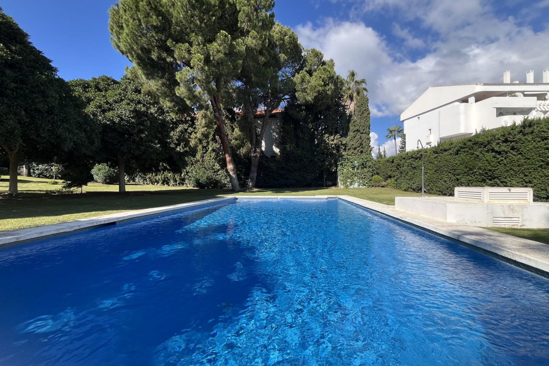 Resale - House - Townhouse - Marbella - Marbella Centro