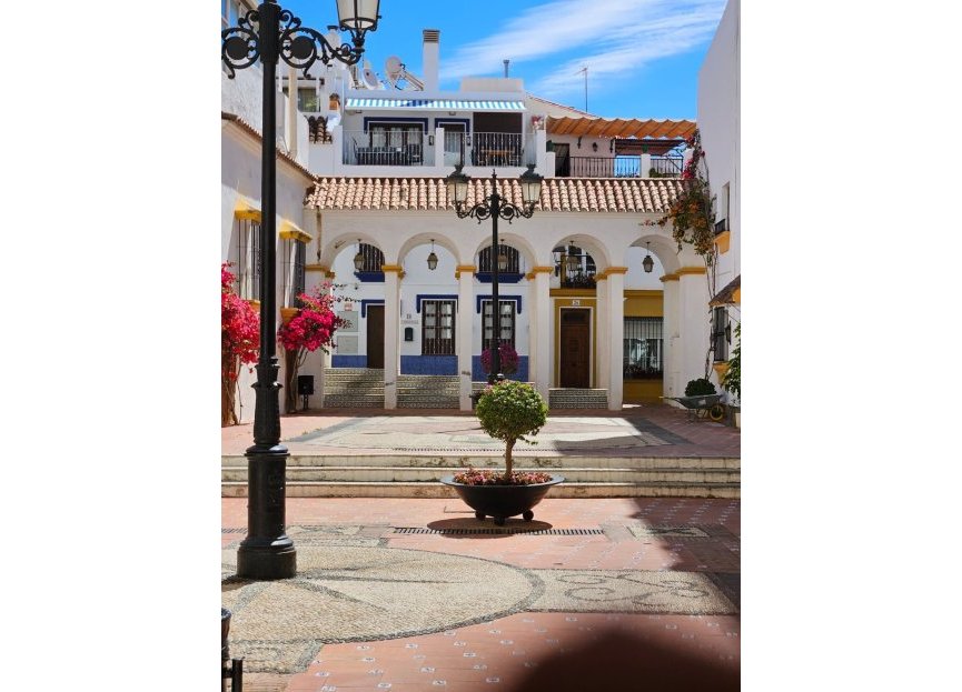 Resale - House - Townhouse - Marbella - Marbella Centro