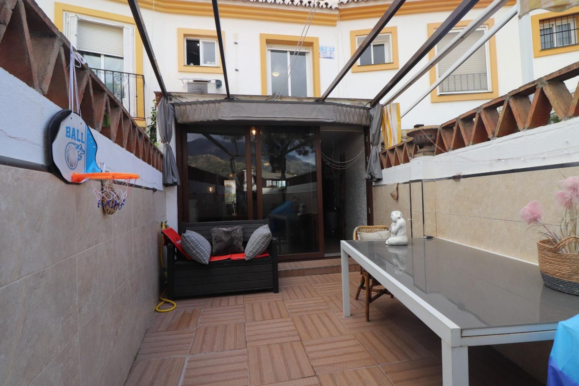 Resale - House - Townhouse - Marbella - Marbella Centro
