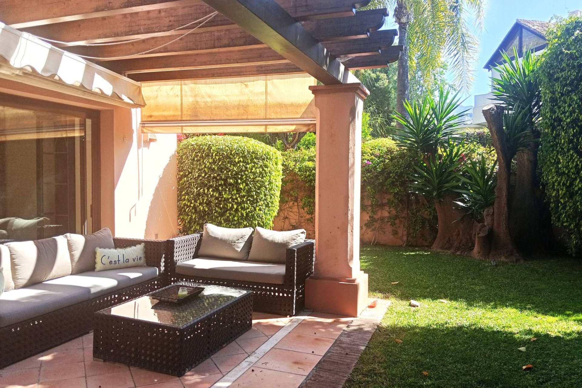 Resale - House - Townhouse - Marbella - Marbella Centro