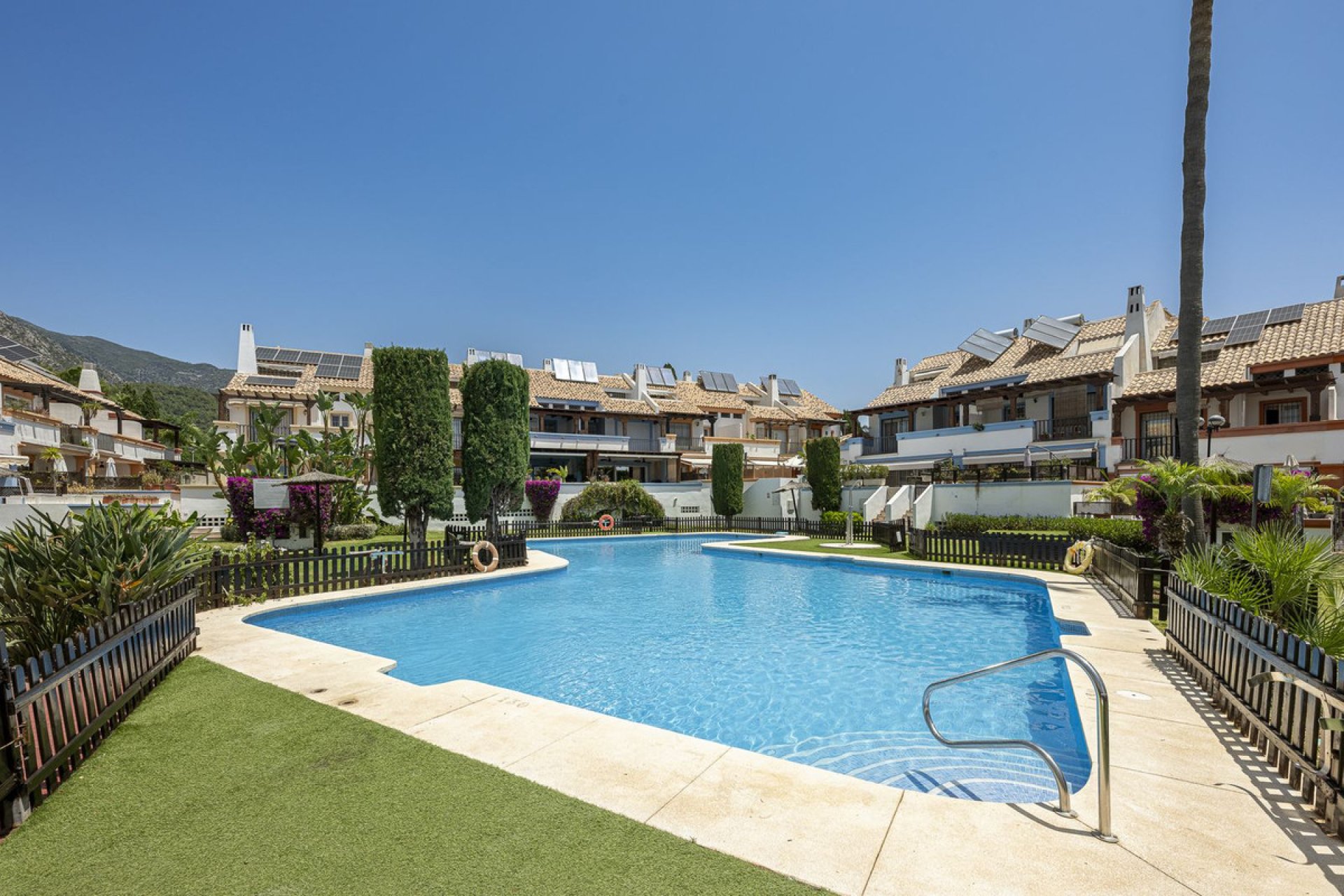 Resale - House - Townhouse - Marbella - Marbella Centro