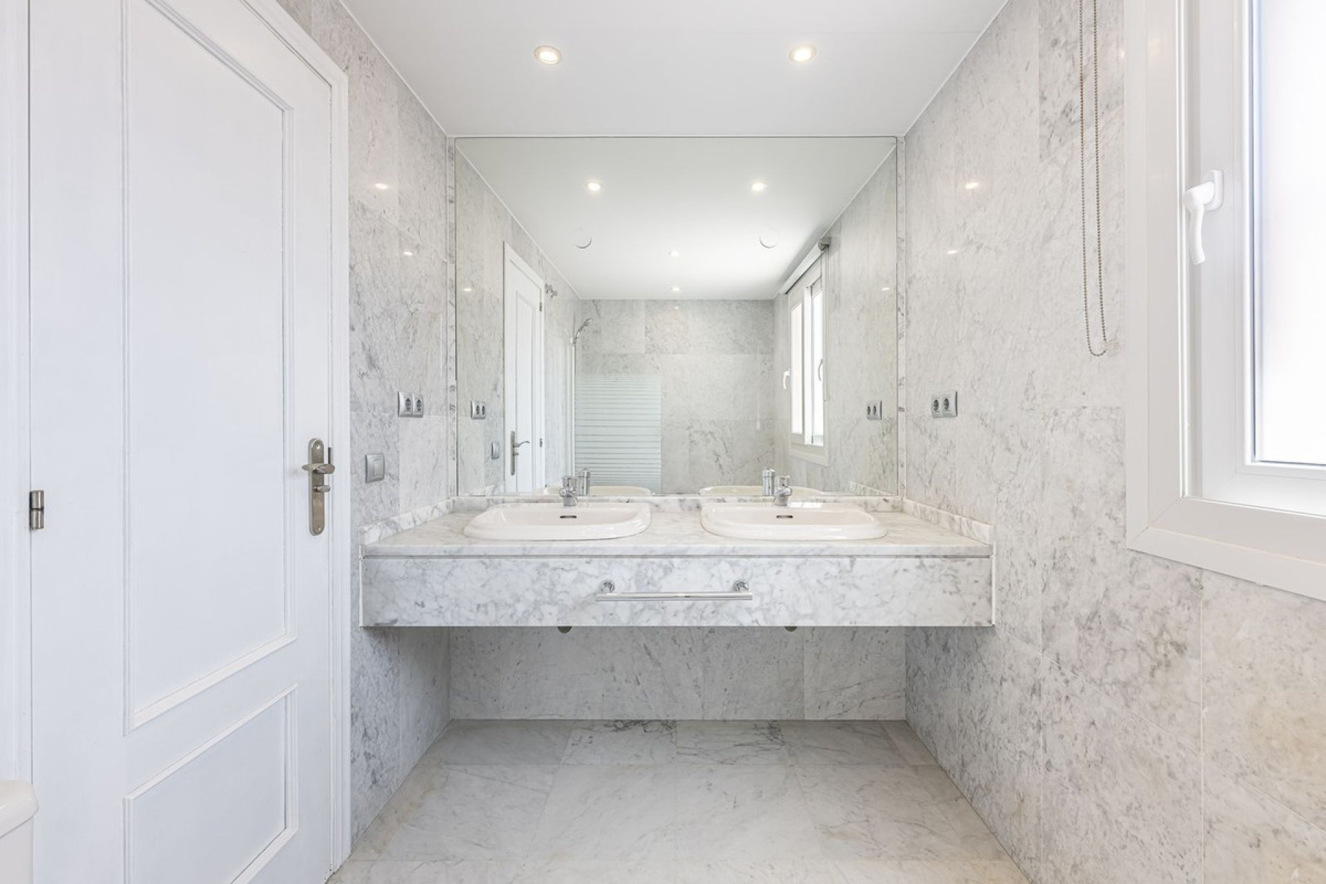 Resale - House - Townhouse - Marbella - Marbella Centro