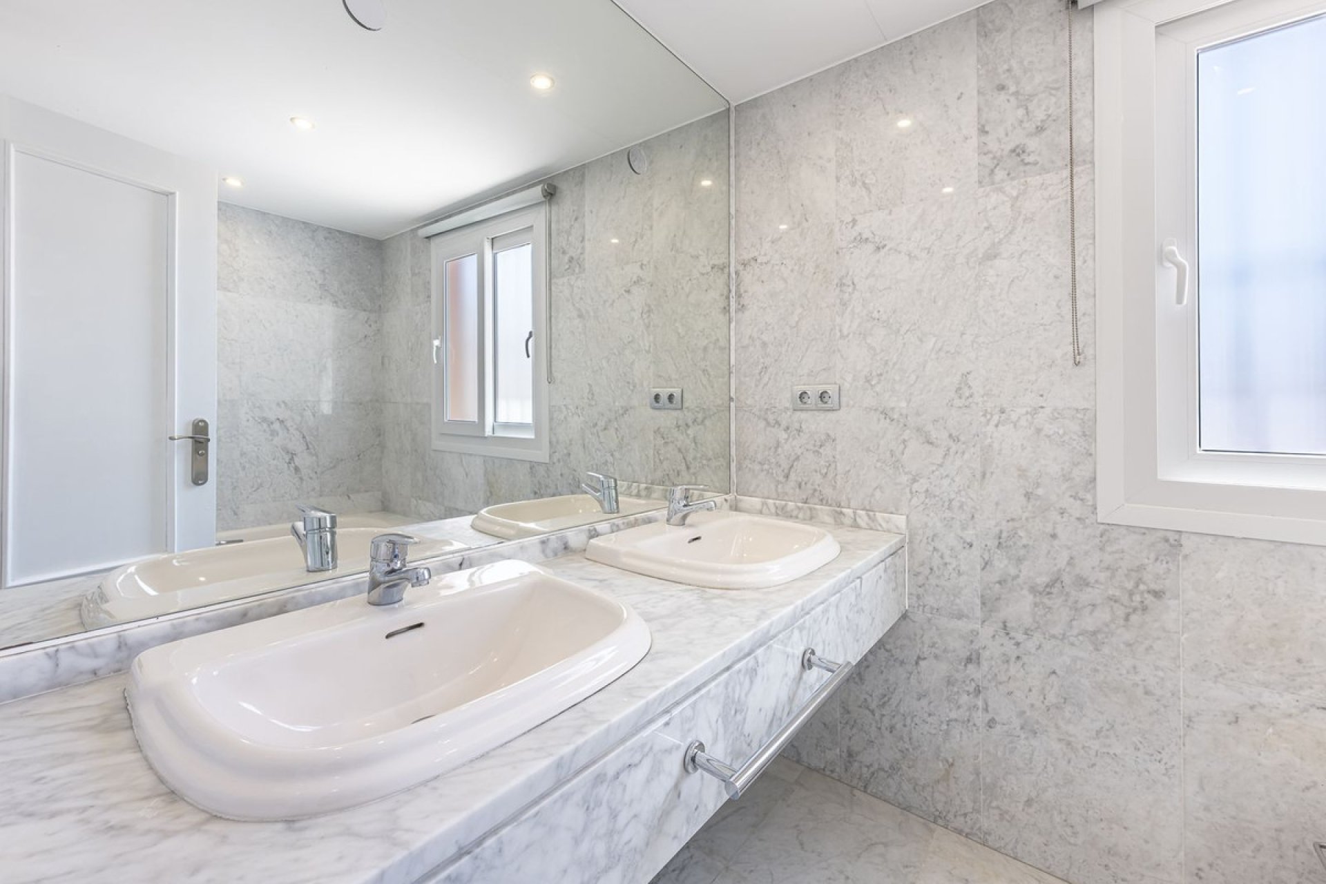 Resale - House - Townhouse - Marbella - Marbella Centro