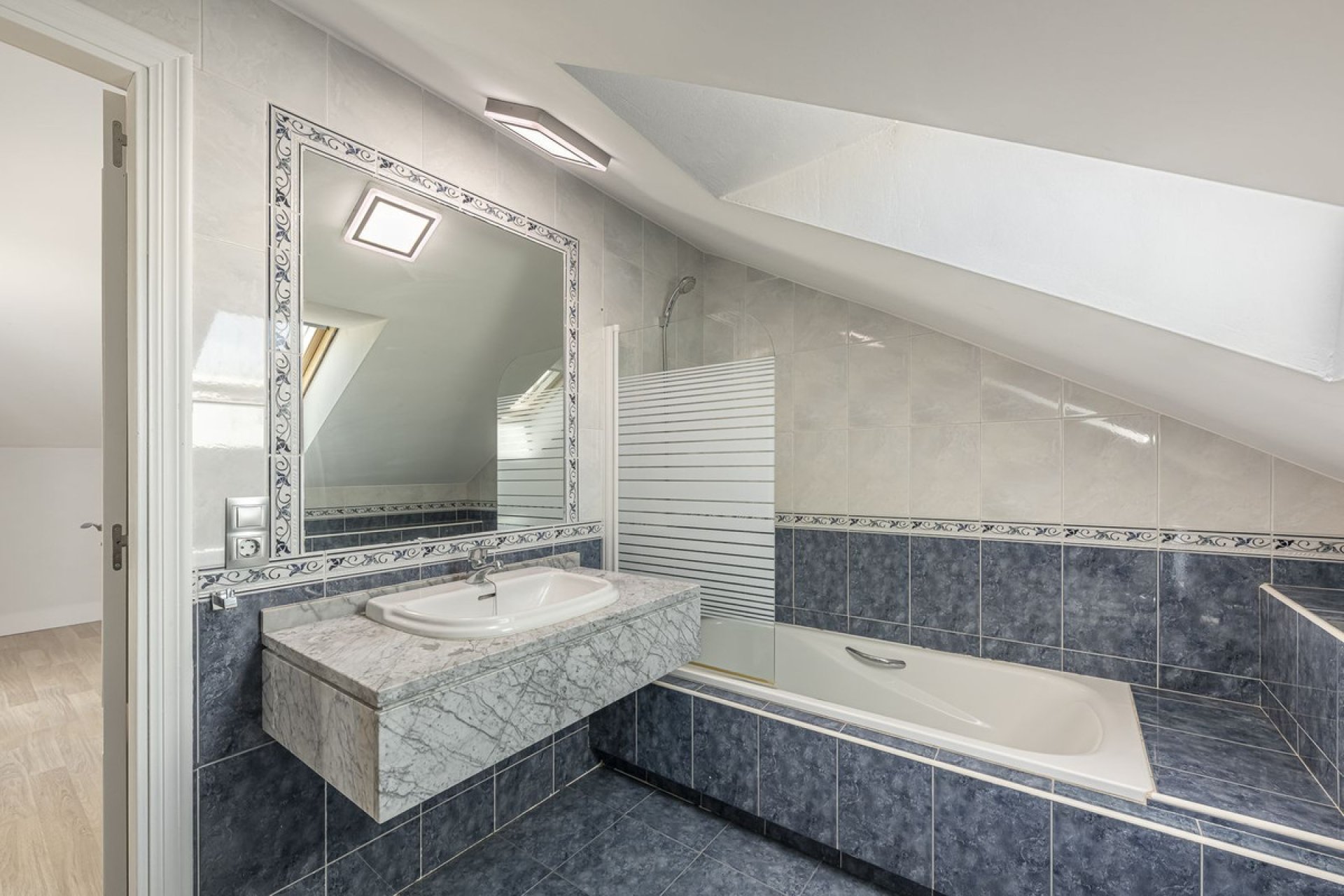 Resale - House - Townhouse - Marbella - Marbella Centro