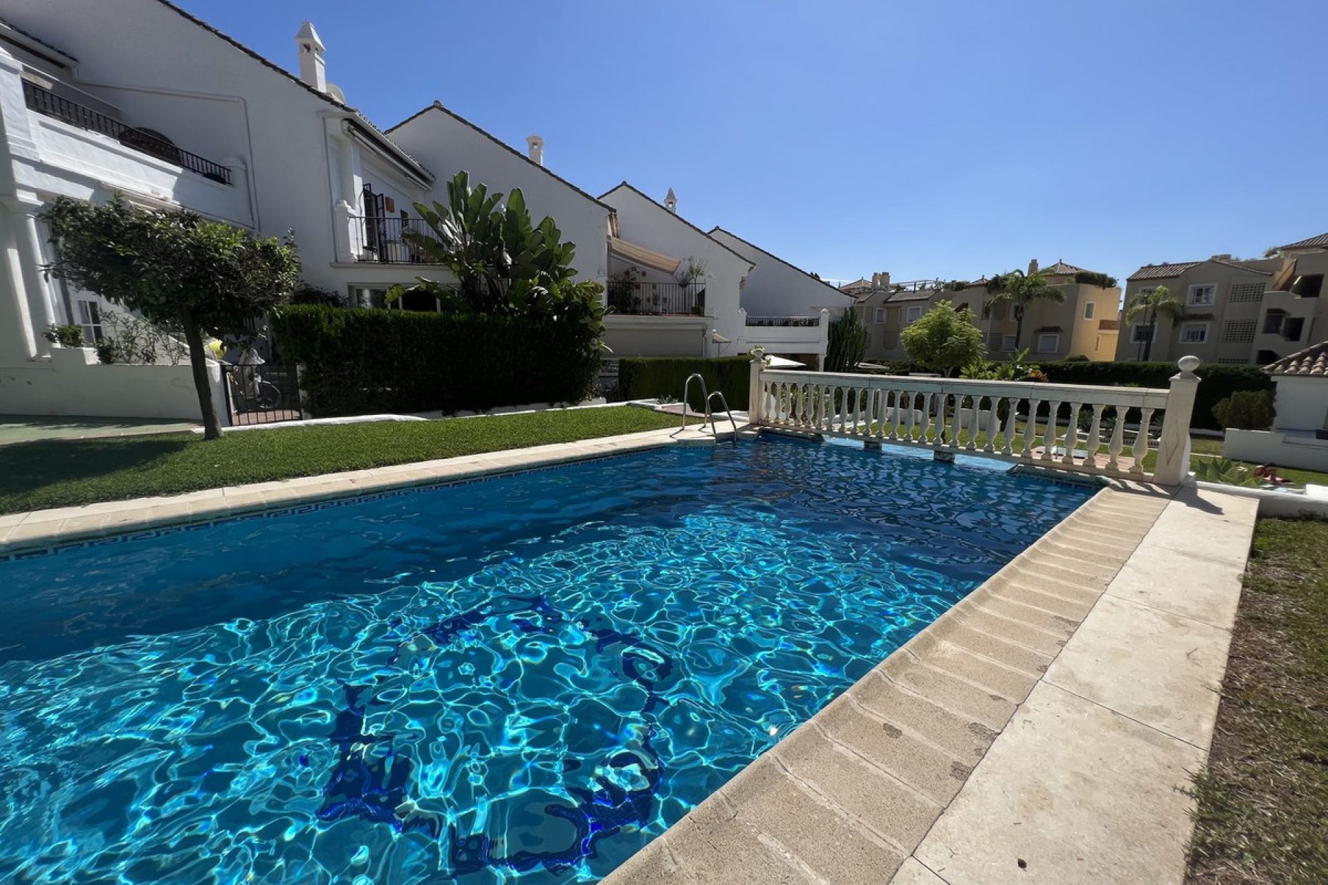 Resale - House - Townhouse - Marbella - Nagüeles