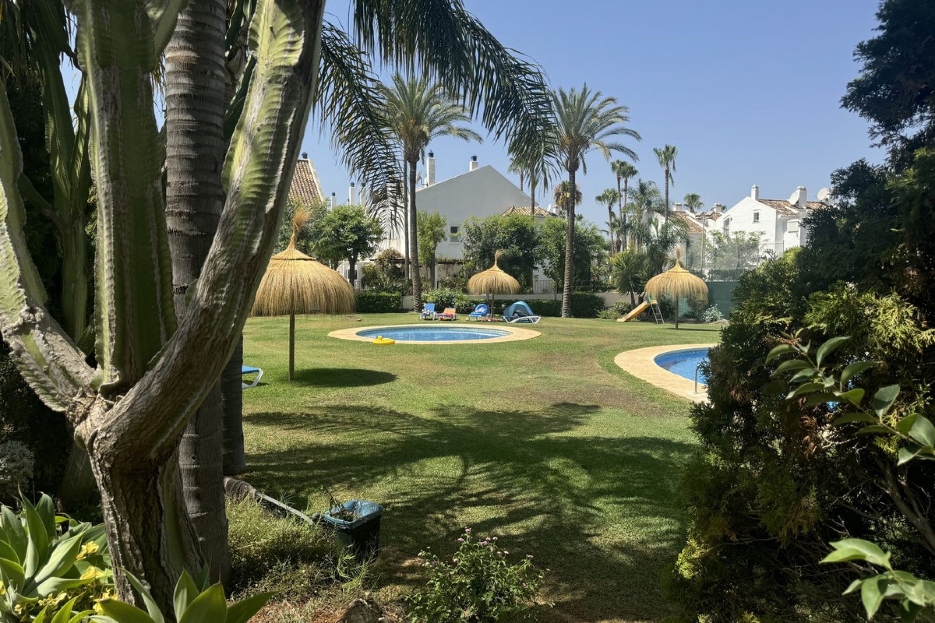 Resale - House - Townhouse - Marbella - Nagüeles