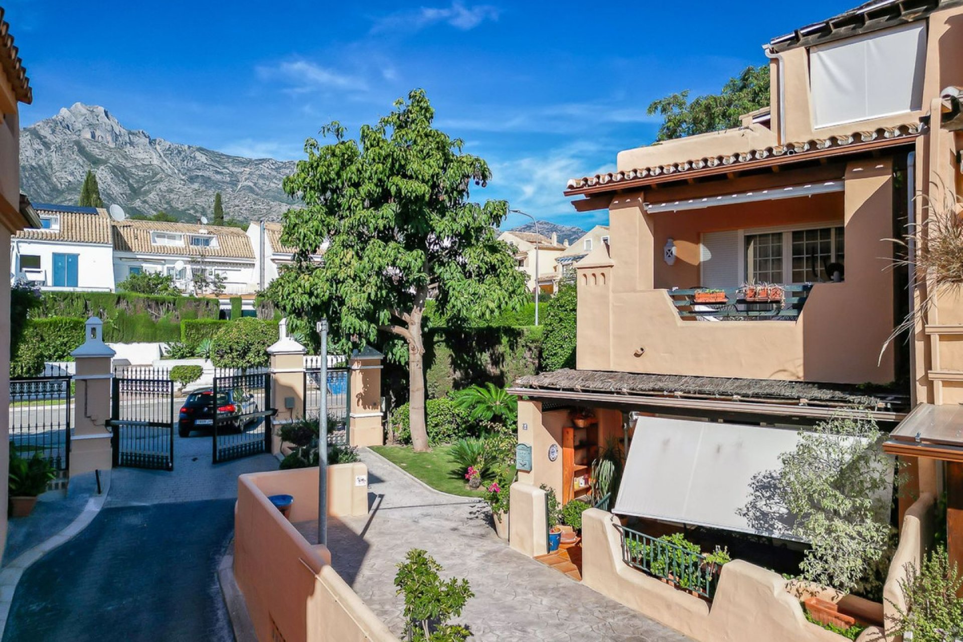 Resale - House - Townhouse - Marbella - Nagüeles