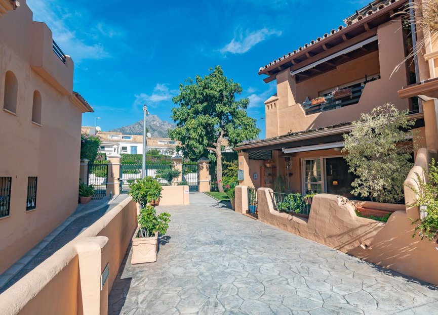 Resale - House - Townhouse - Marbella - Nagüeles