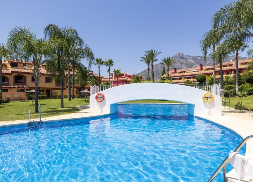 Resale - House - Townhouse - Marbella - Nagüeles