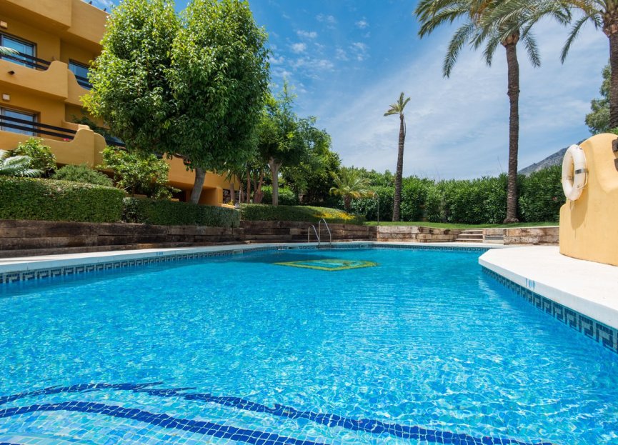 Resale - House - Townhouse - Marbella - Nagüeles