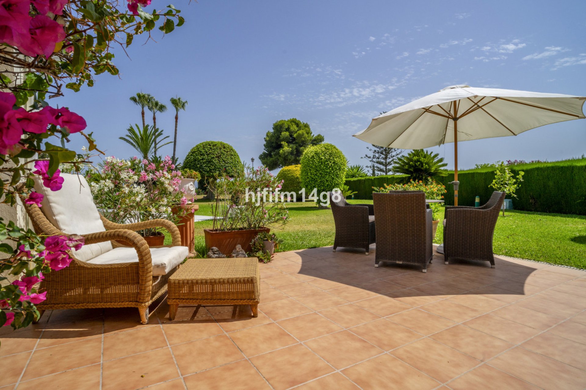 Resale - House - Townhouse - Marbella - Nueva Andalucia