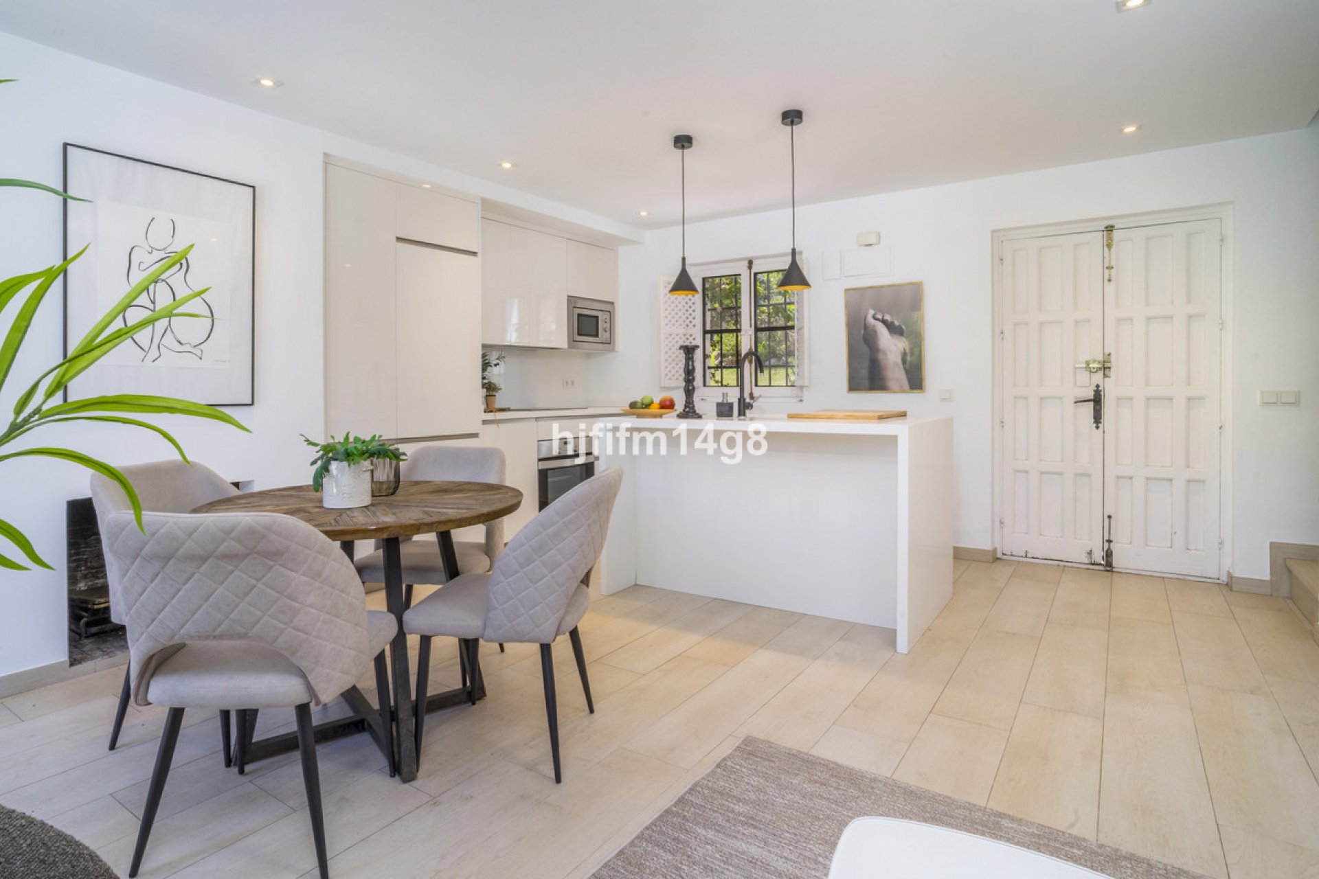 Resale - House - Townhouse - Marbella - Nueva Andalucia