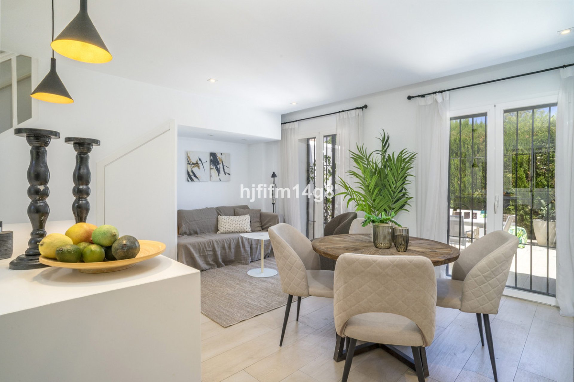 Resale - House - Townhouse - Marbella - Nueva Andalucia