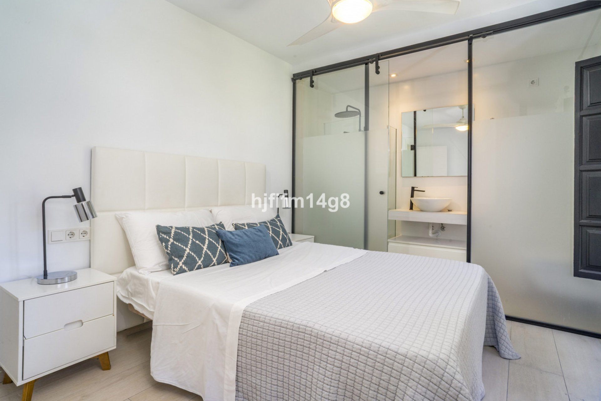 Resale - House - Townhouse - Marbella - Nueva Andalucia