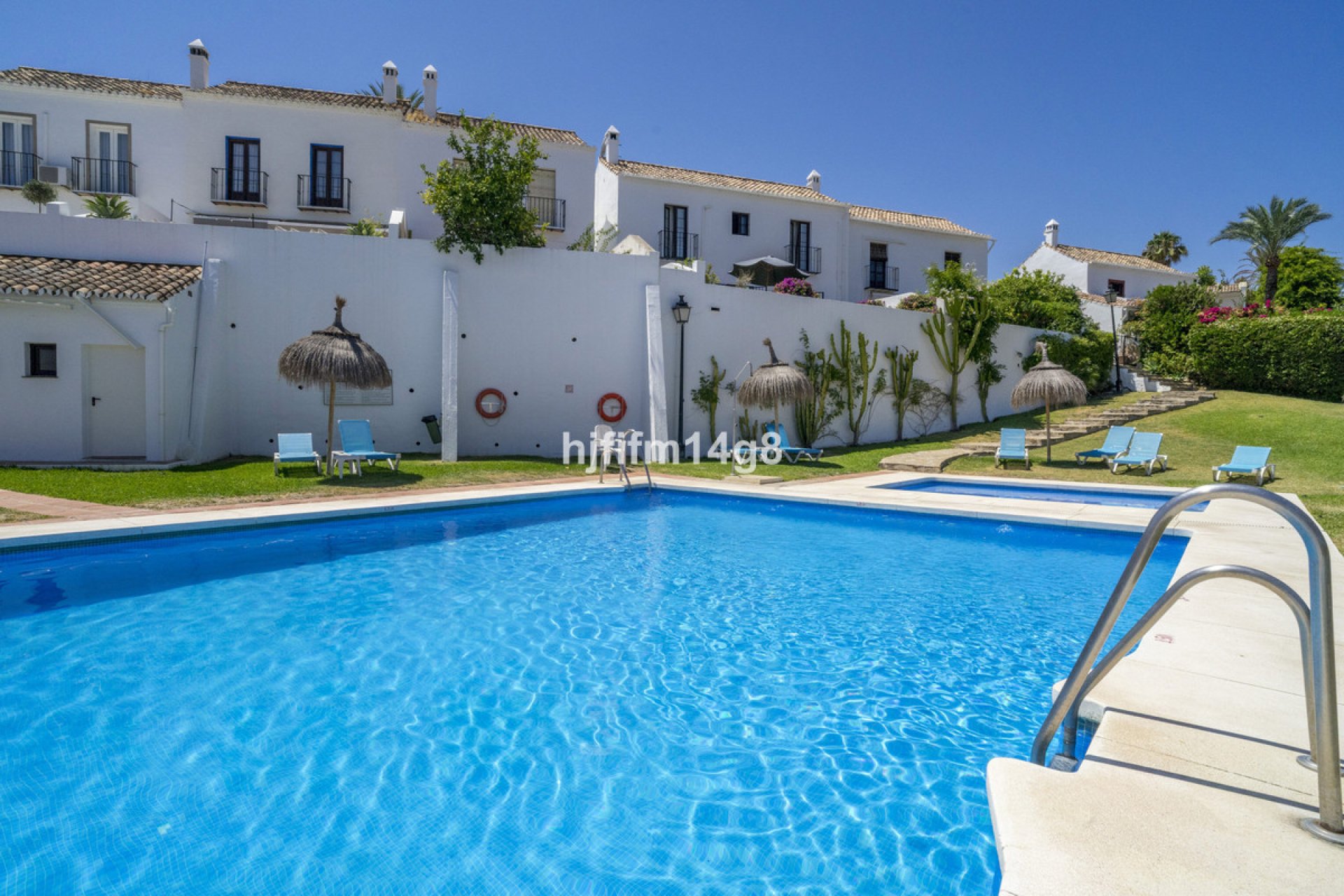 Resale - House - Townhouse - Marbella - Nueva Andalucia
