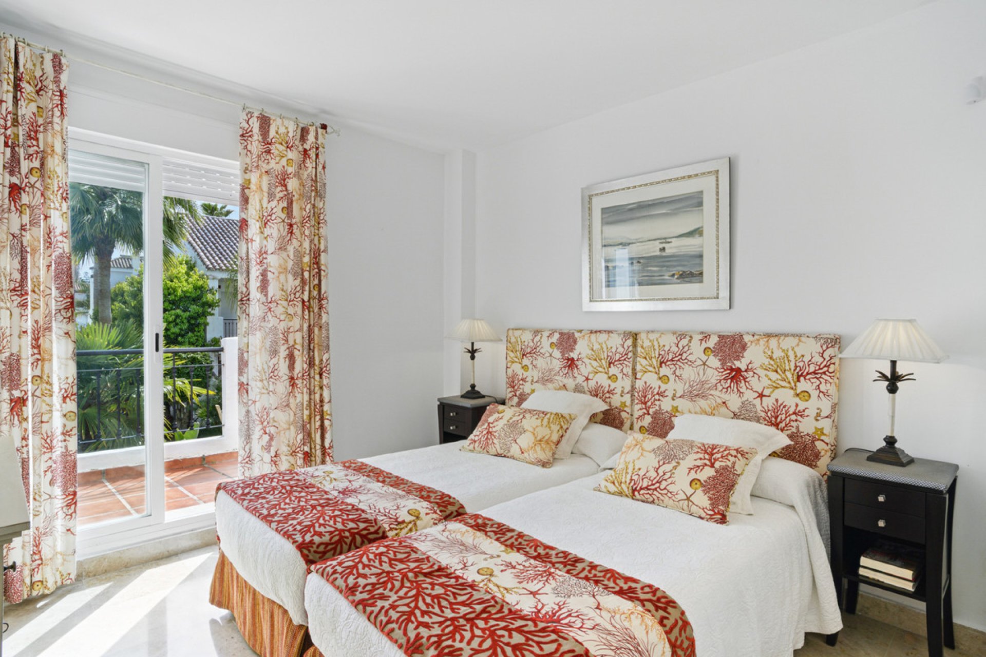 Resale - House - Townhouse - Marbella - Nueva Andalucia