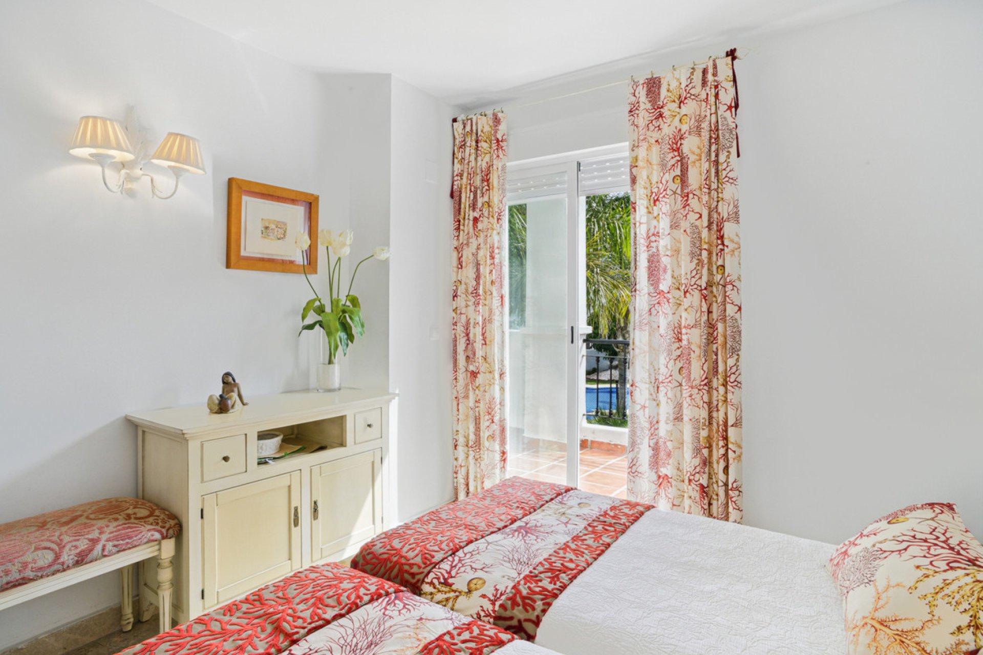 Resale - House - Townhouse - Marbella - Nueva Andalucia