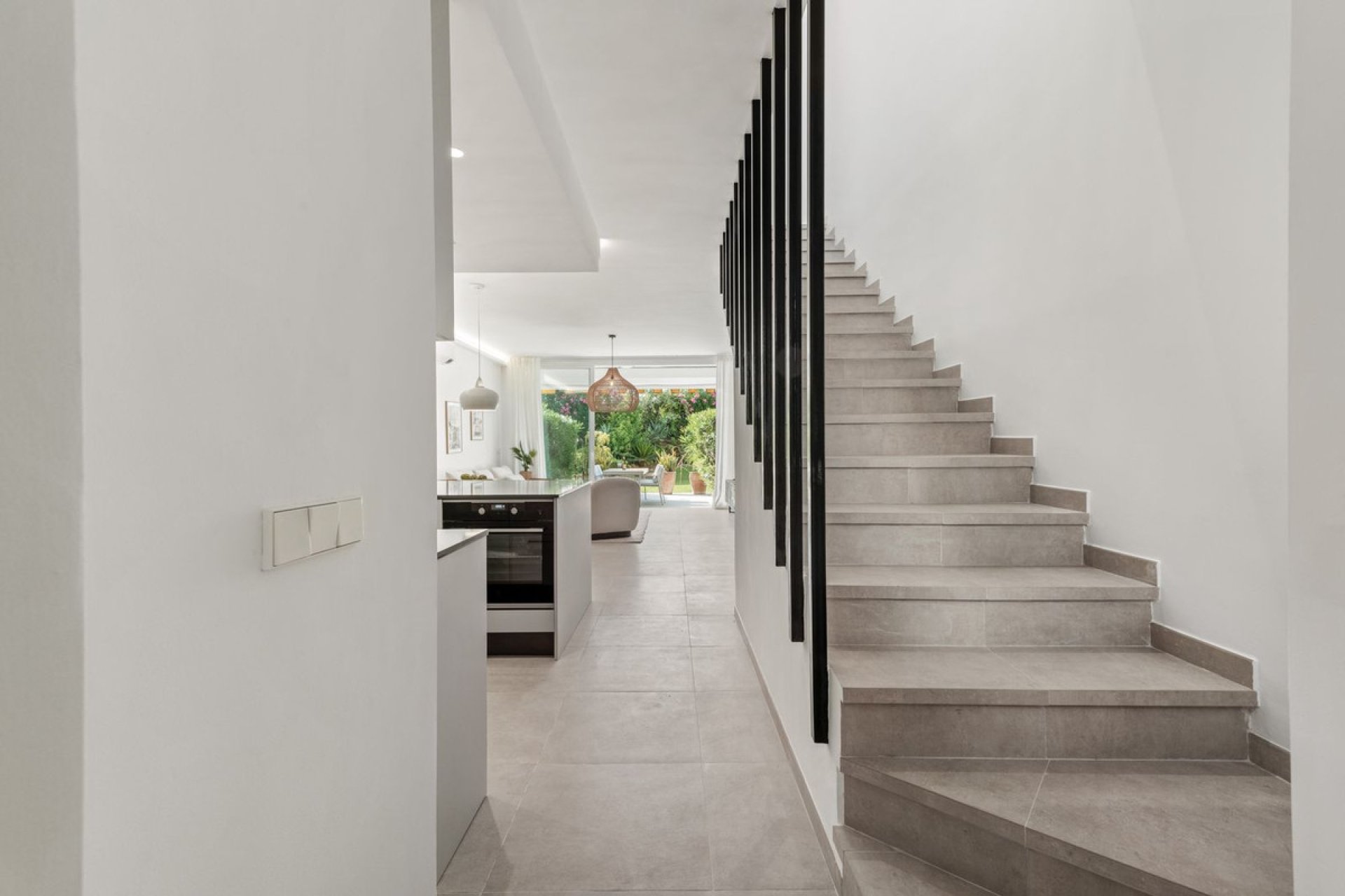 Resale - House - Townhouse - Marbella - Nueva Andalucia