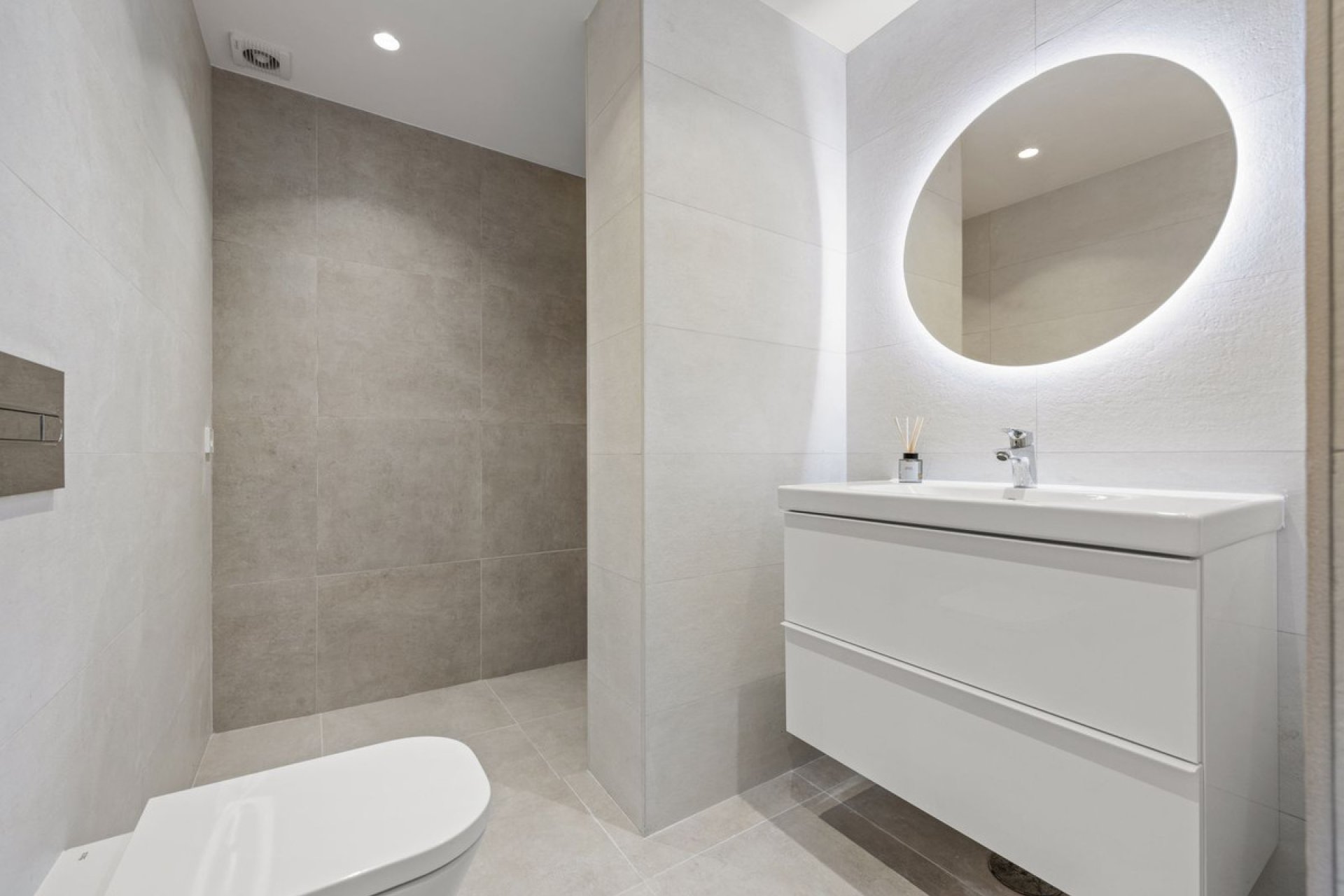 Resale - House - Townhouse - Marbella - Nueva Andalucia