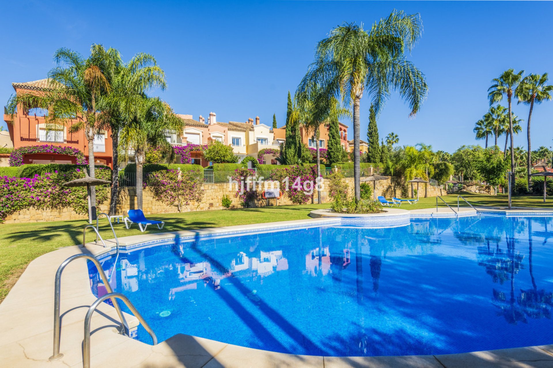 Resale - House - Townhouse - Marbella - Nueva Andalucia