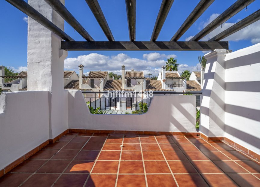 Resale - House - Townhouse - Marbella - Nueva Andalucia