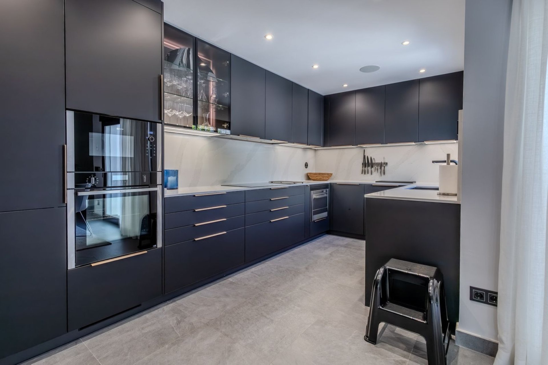 Resale - House - Townhouse - Marbella - Nueva Andalucia