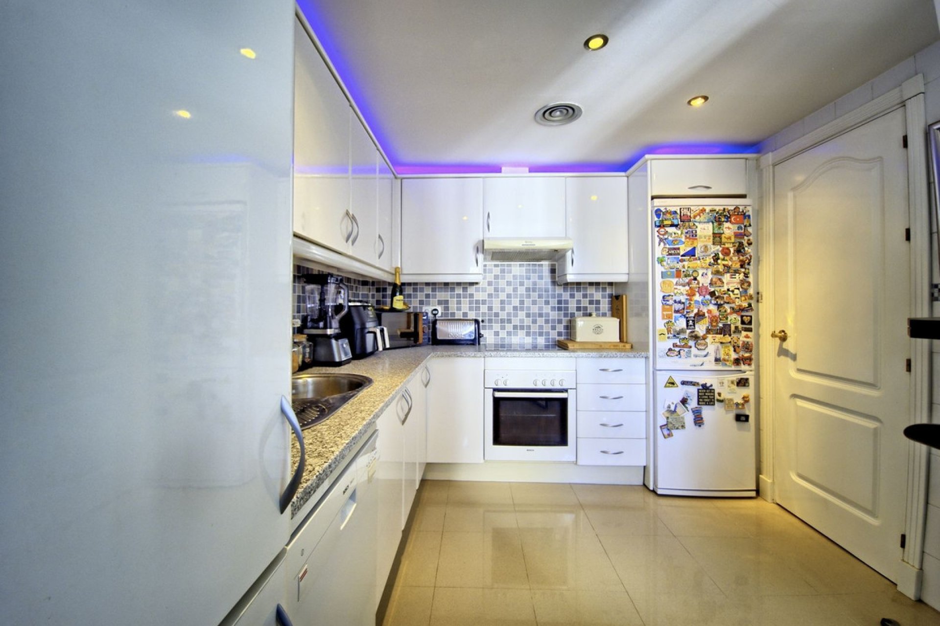 Resale - House - Townhouse - Marbella - Nueva Andalucia