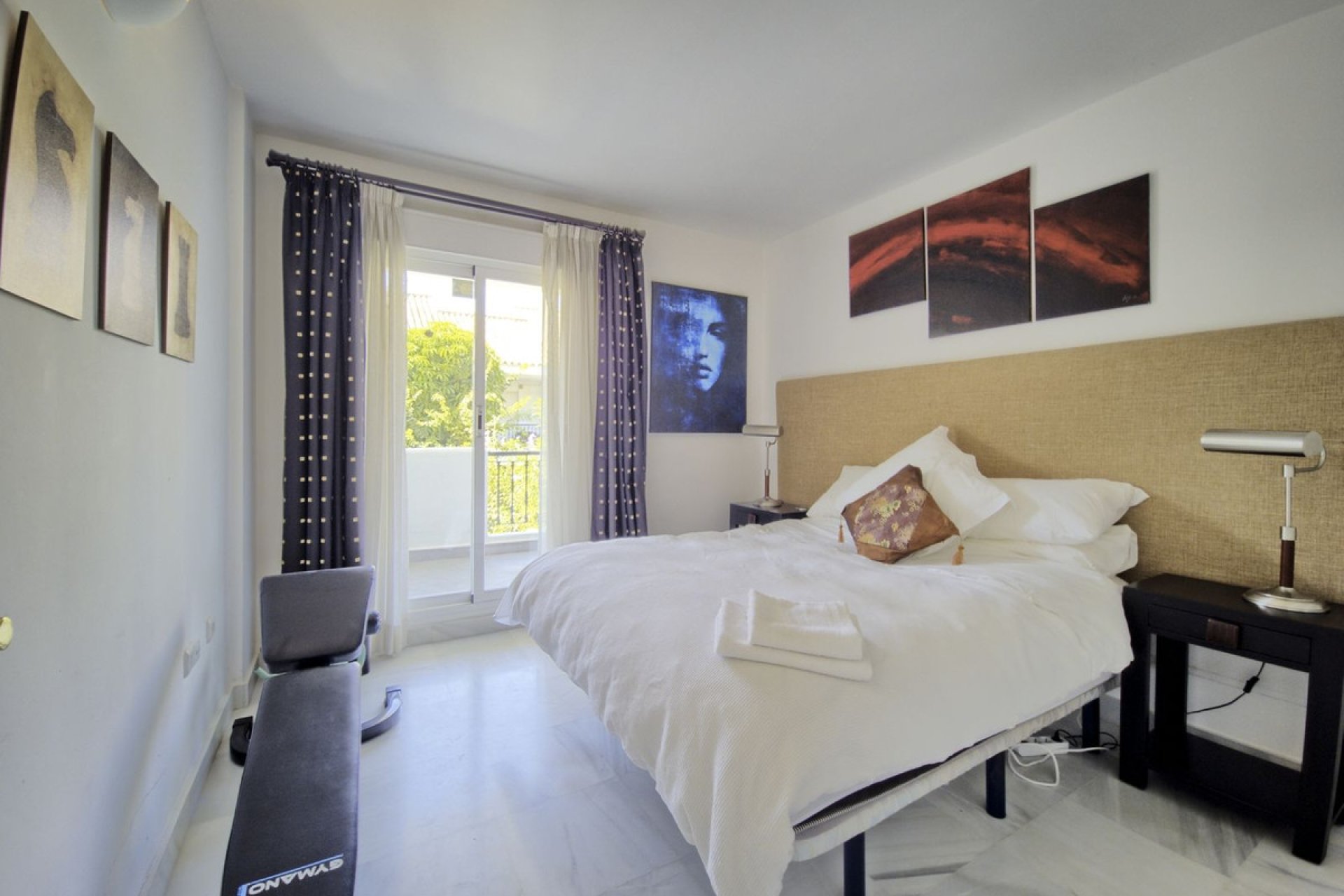 Resale - House - Townhouse - Marbella - Nueva Andalucia